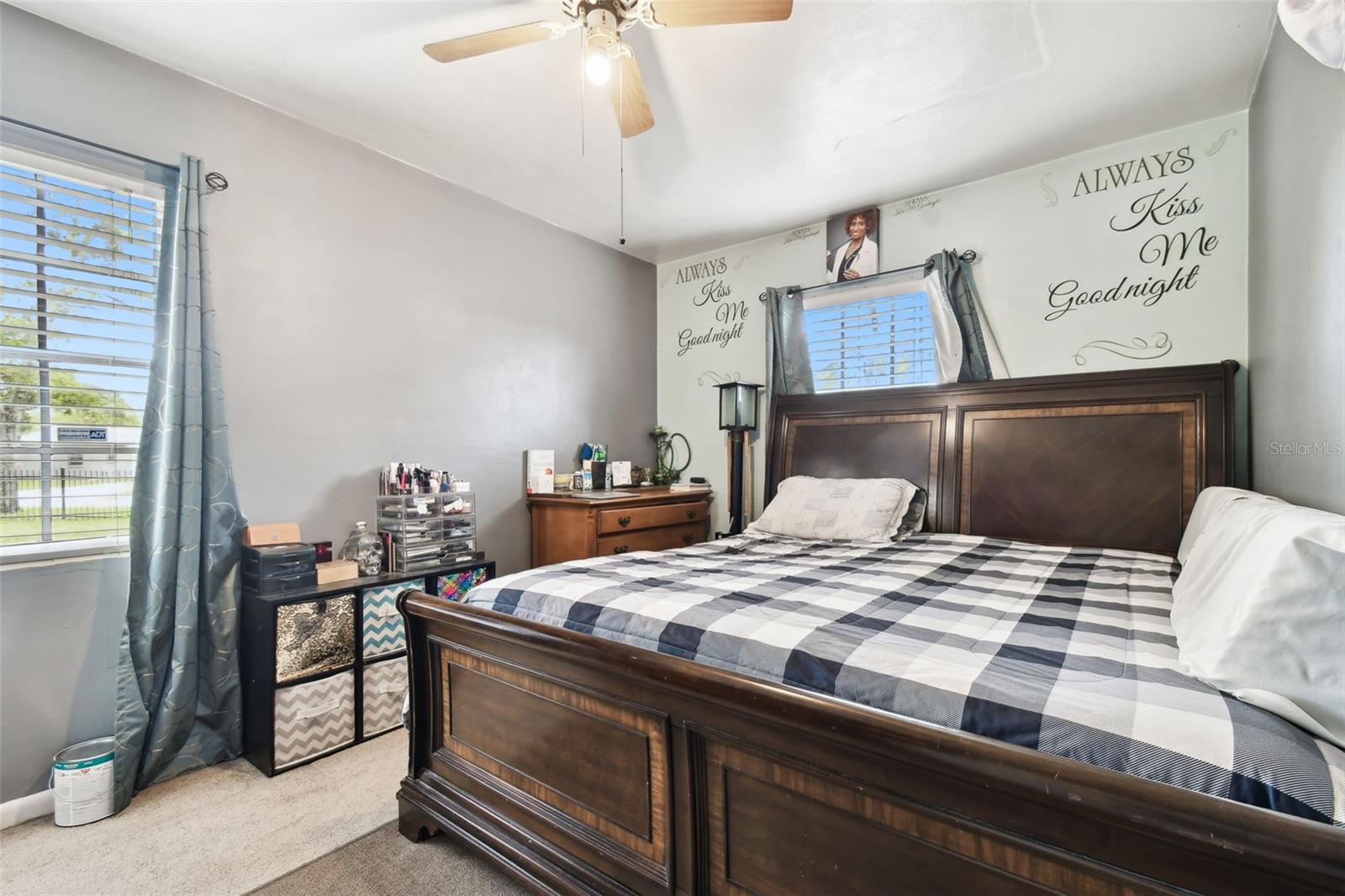3915 W PEARL AVE, TAMPA, FL, 33611