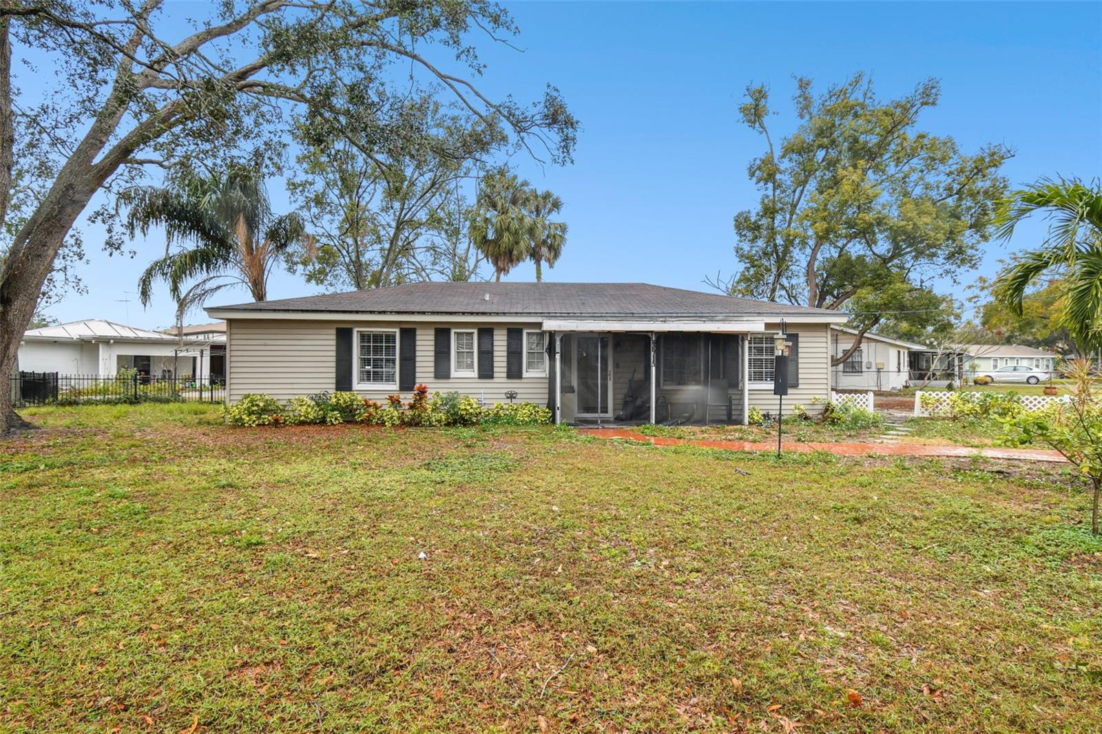 3915 W PEARL AVE, TAMPA, FL, 33611