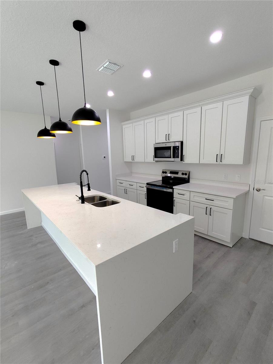 313 BASS CT, KISSIMMEE, FL, 34759