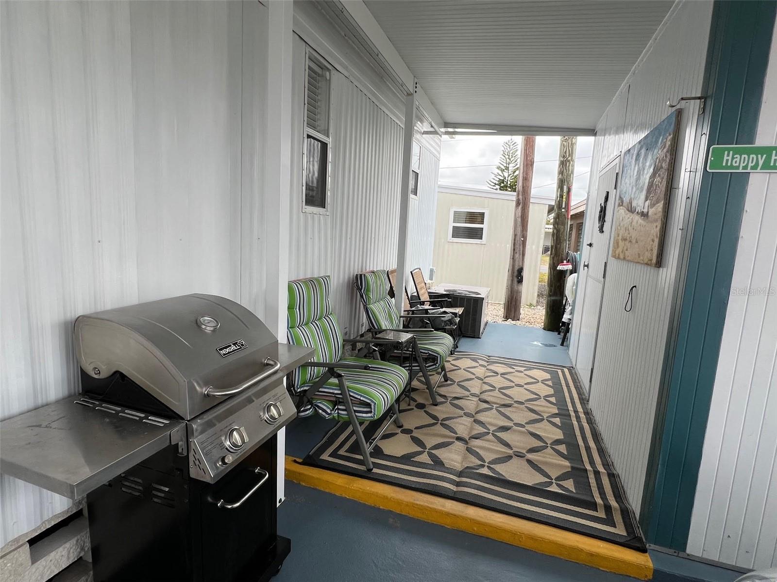 TB8342956 Property Photo