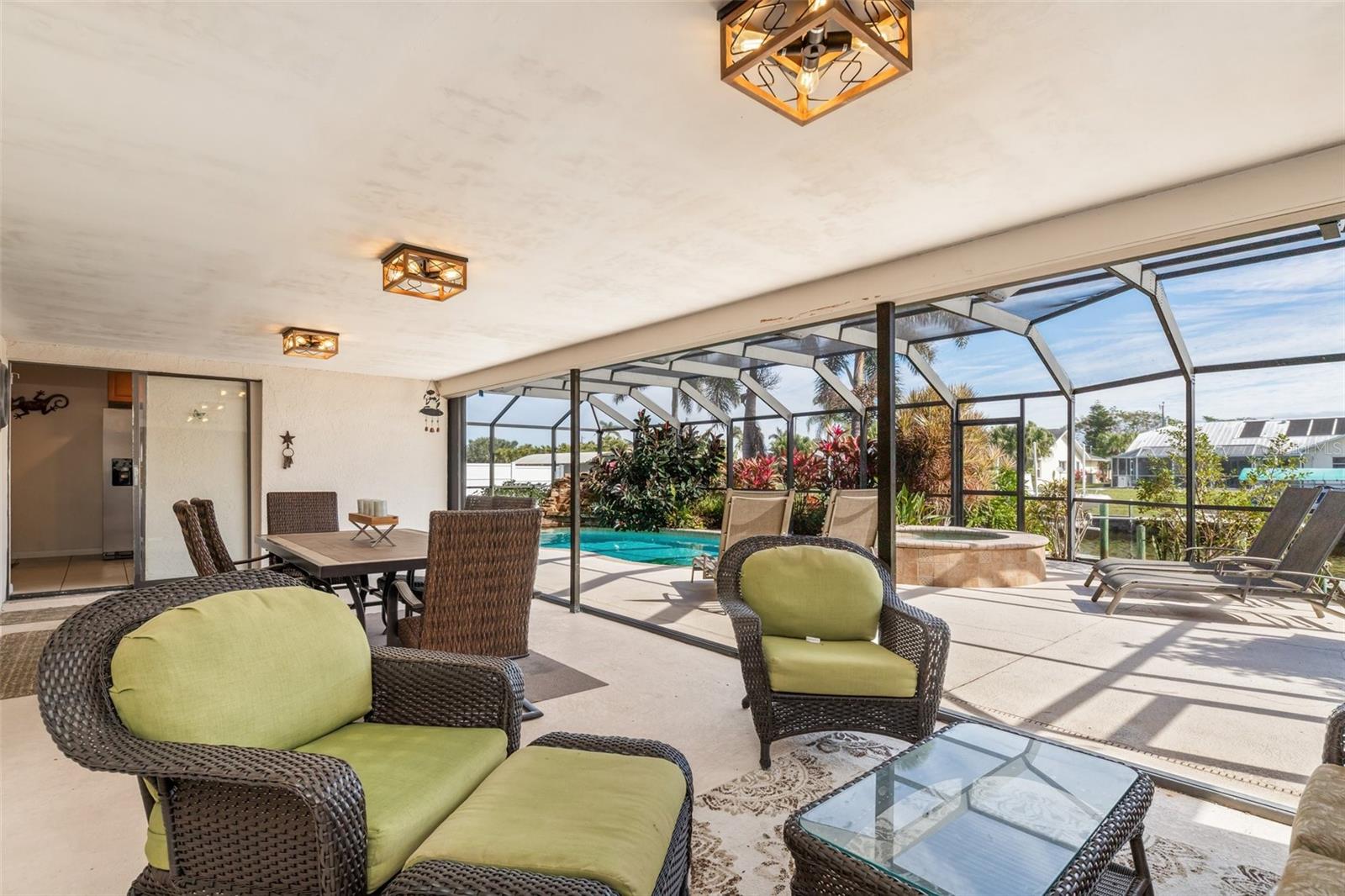 3401 SE 4TH PL, CAPE CORAL, FL, 33904