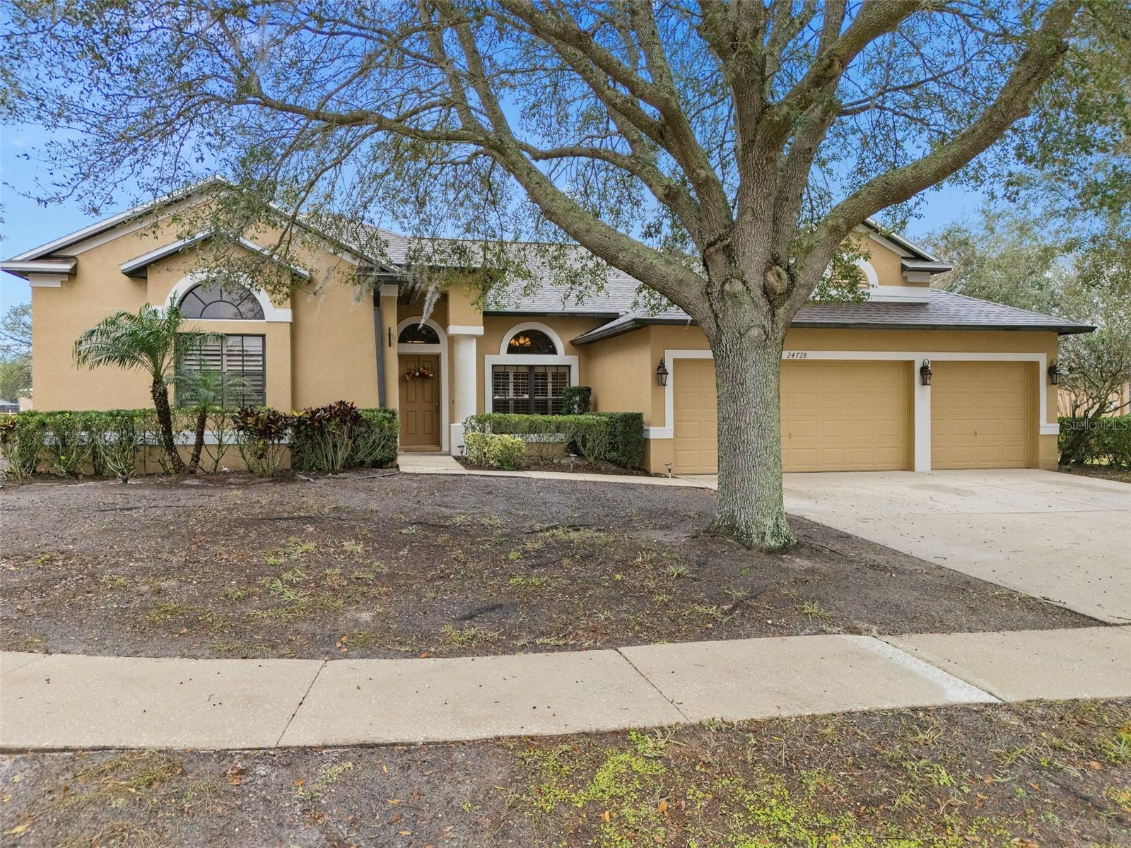 24728 CALUSA BLVD, EUSTIS, FL, 32736