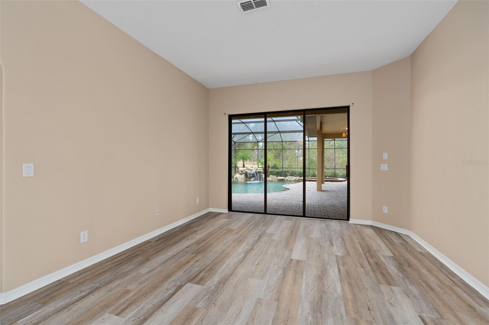 24728 CALUSA BLVD, EUSTIS, FL, 32736