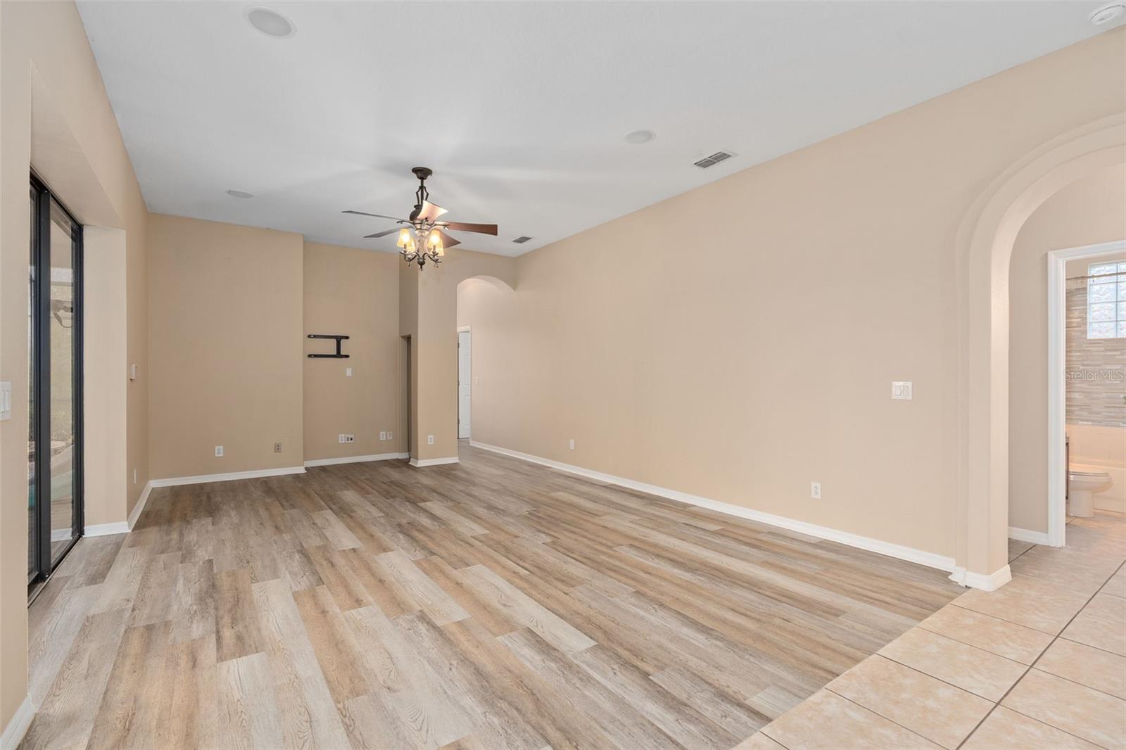 24728 CALUSA BLVD, EUSTIS, FL, 32736