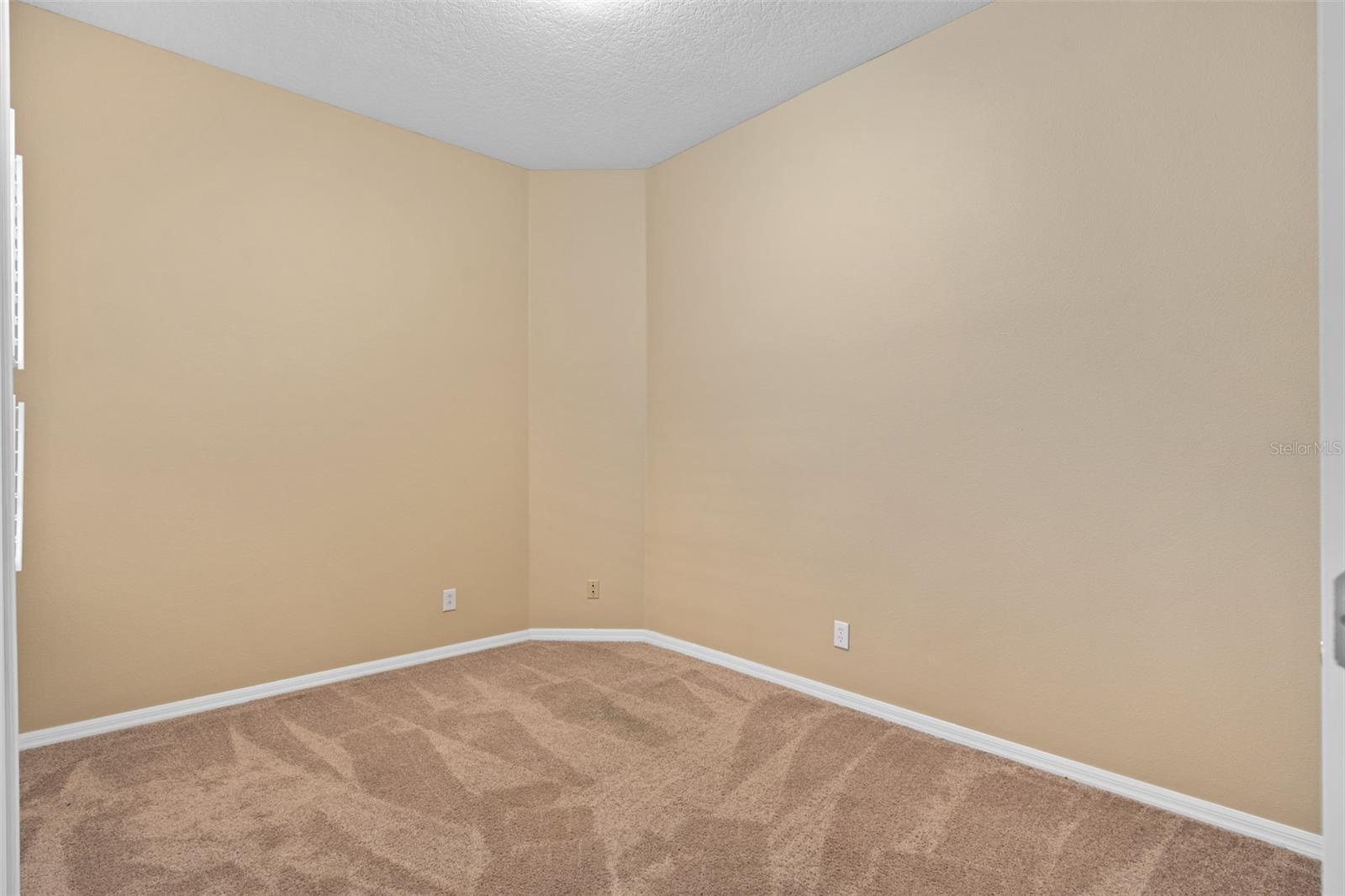 24728 CALUSA BLVD, EUSTIS, FL, 32736