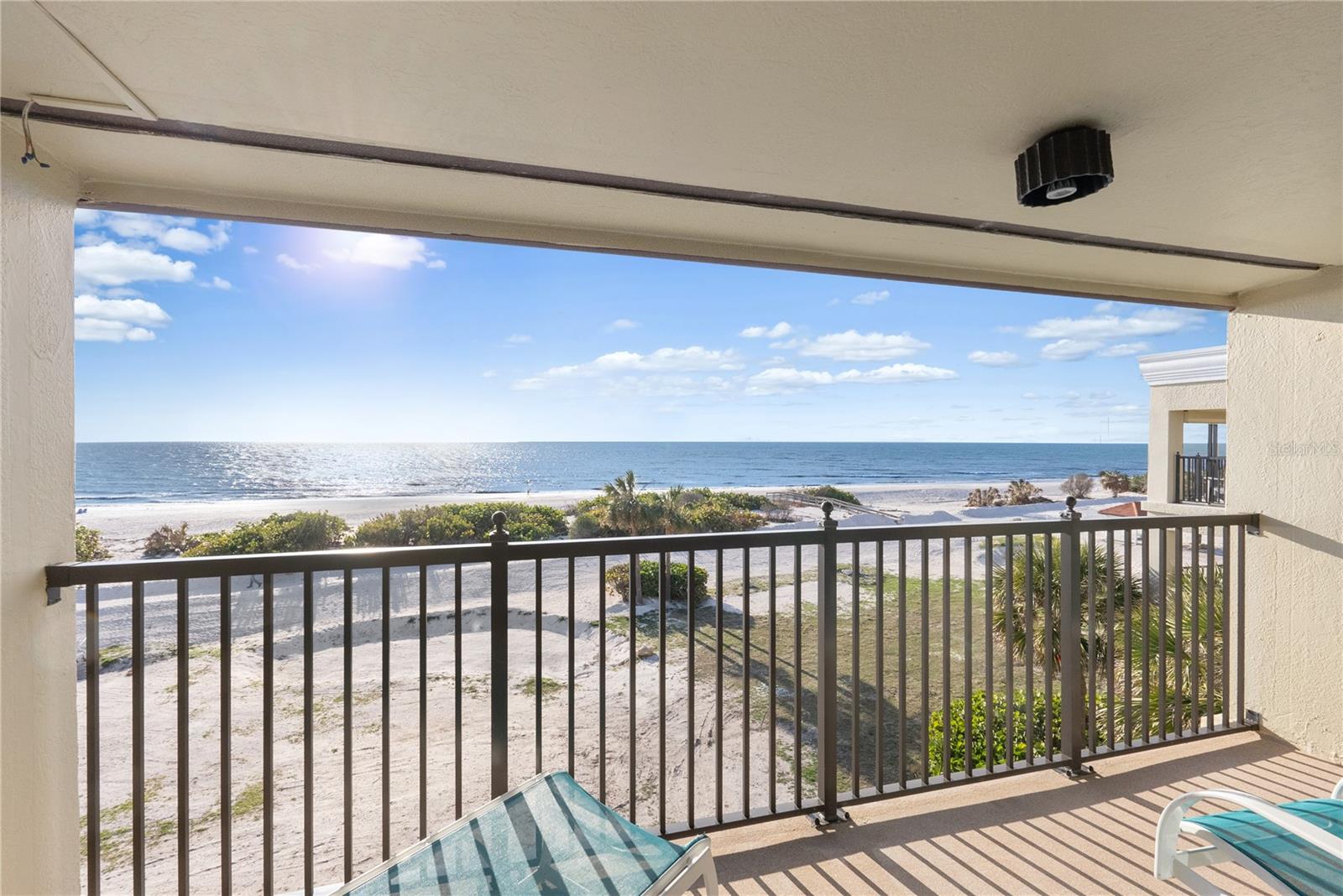 7466 BAYSHORE DR #406, TREASURE ISLAND, FL, 33706