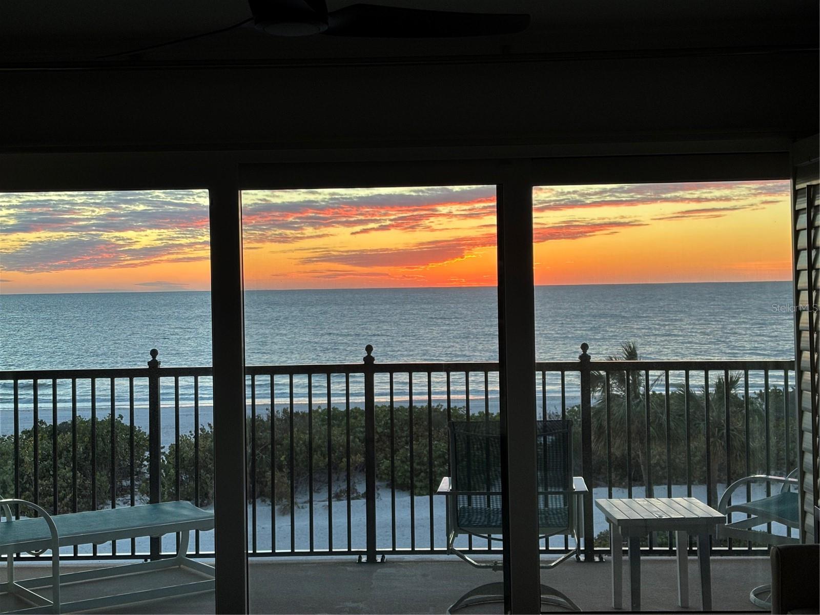 7466 BAYSHORE DR #406, TREASURE ISLAND, FL, 33706