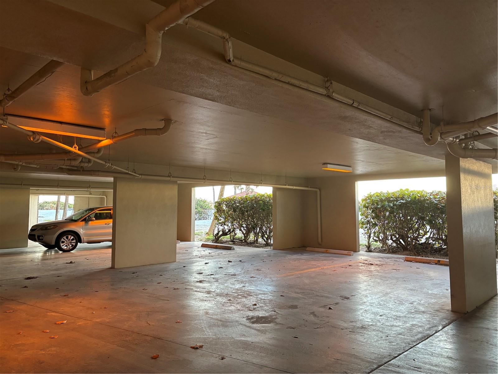 7466 BAYSHORE DR #406, TREASURE ISLAND, FL, 33706