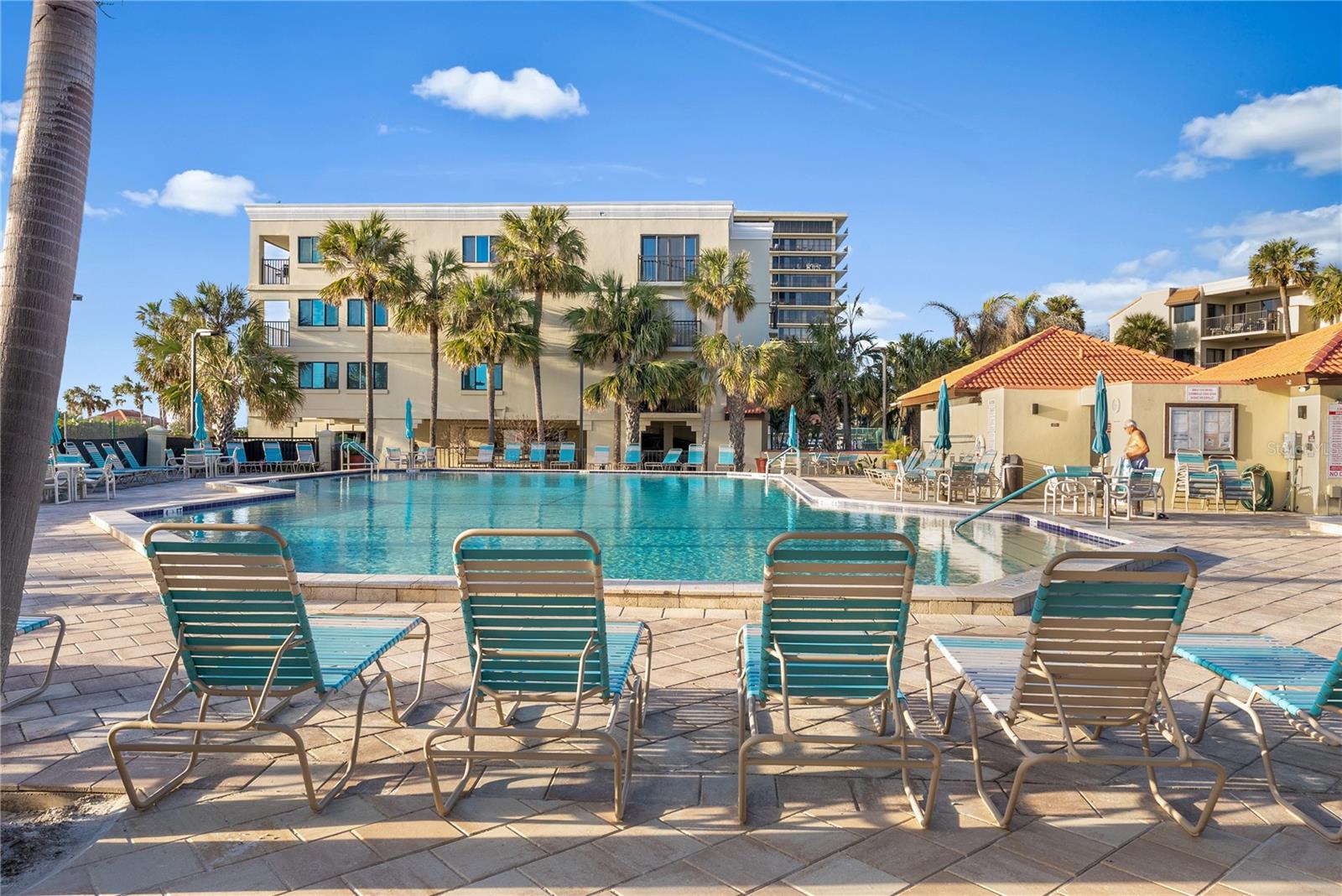 7466 BAYSHORE DR #406, TREASURE ISLAND, FL, 33706