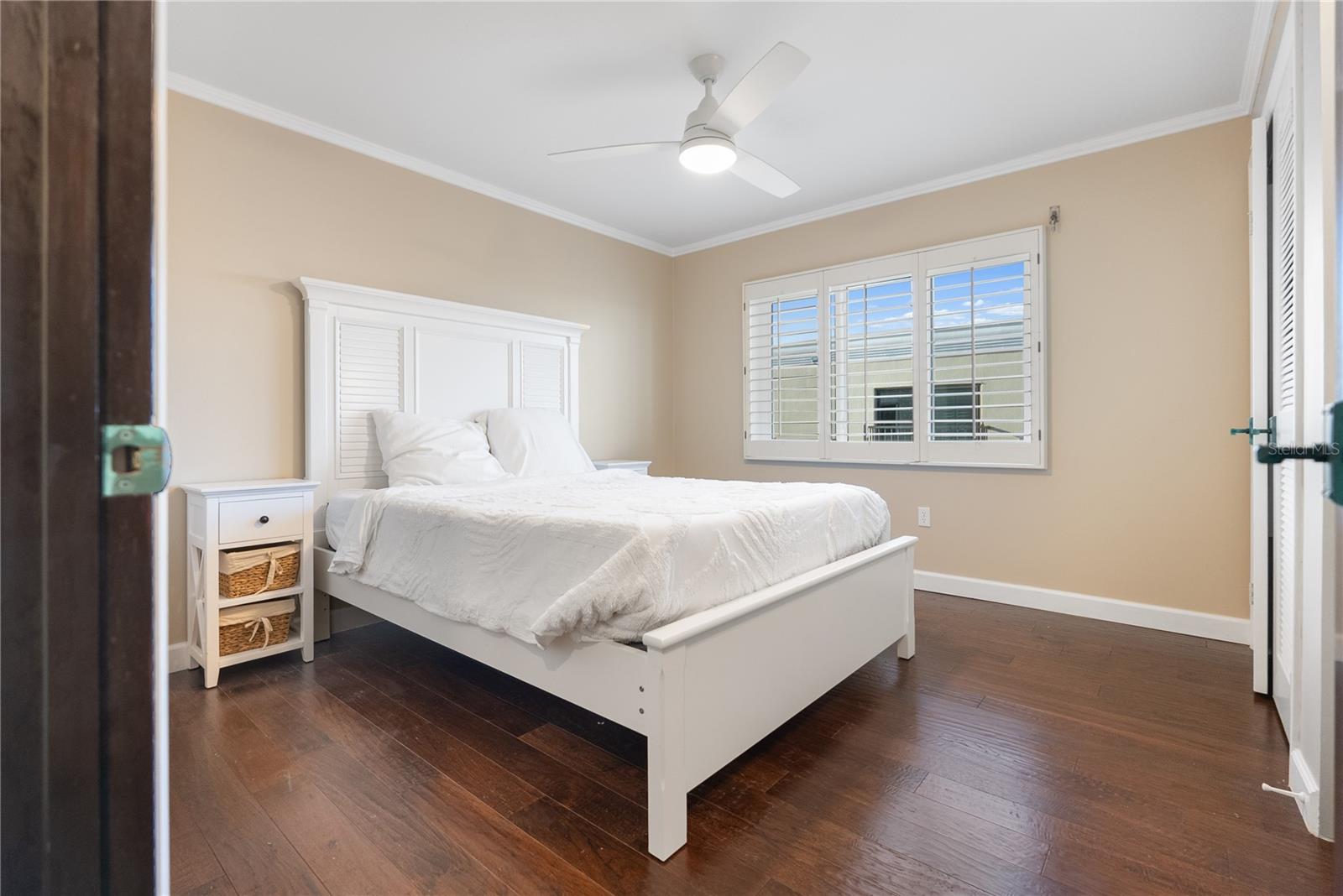 7466 BAYSHORE DR #406, TREASURE ISLAND, FL, 33706