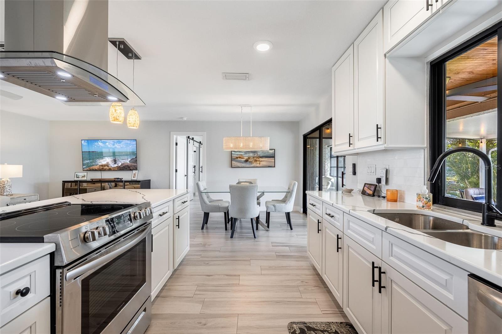 343 PORTOFINO DR, PUNTA GORDA, FL, 33950