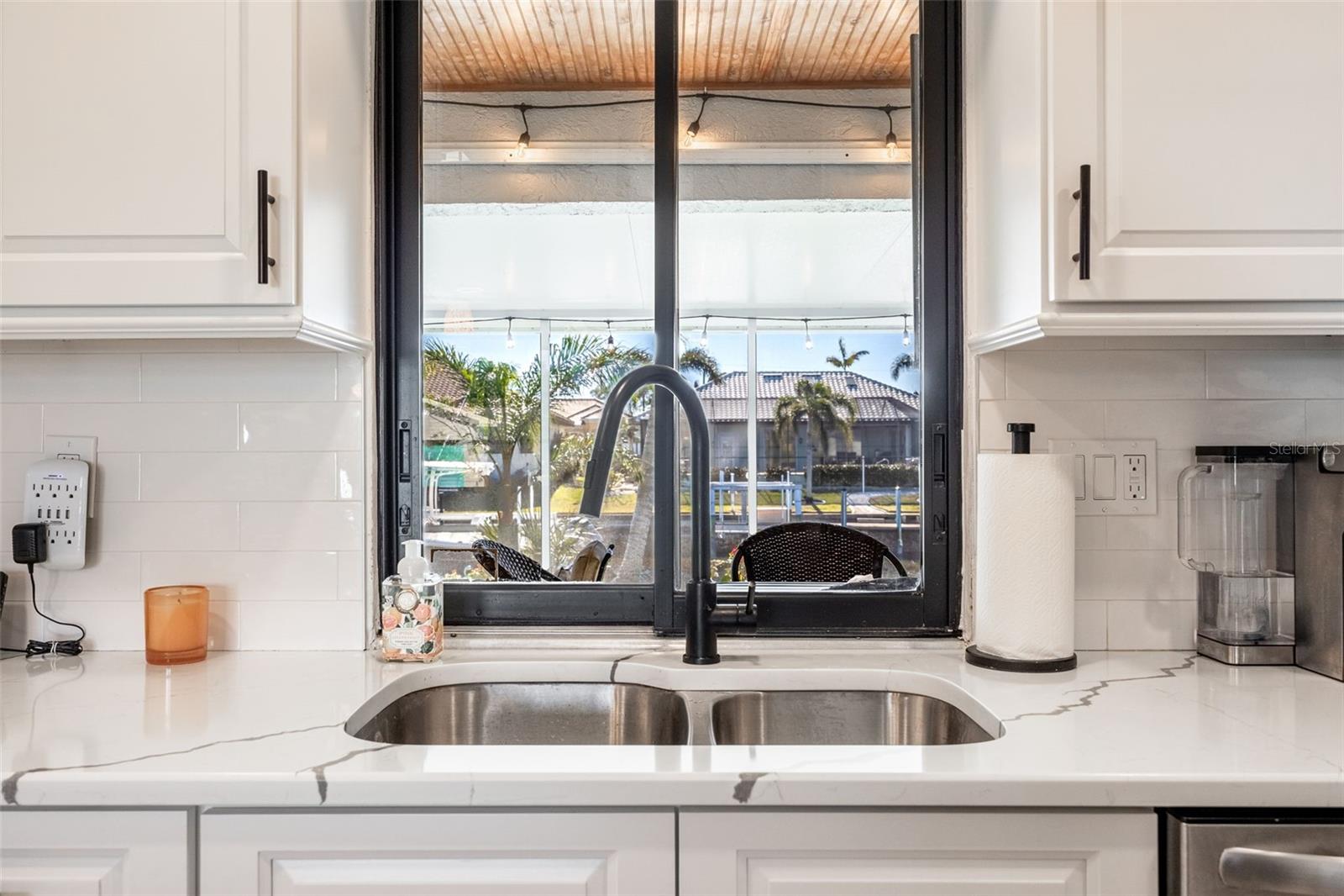 343 PORTOFINO DR, PUNTA GORDA, FL, 33950