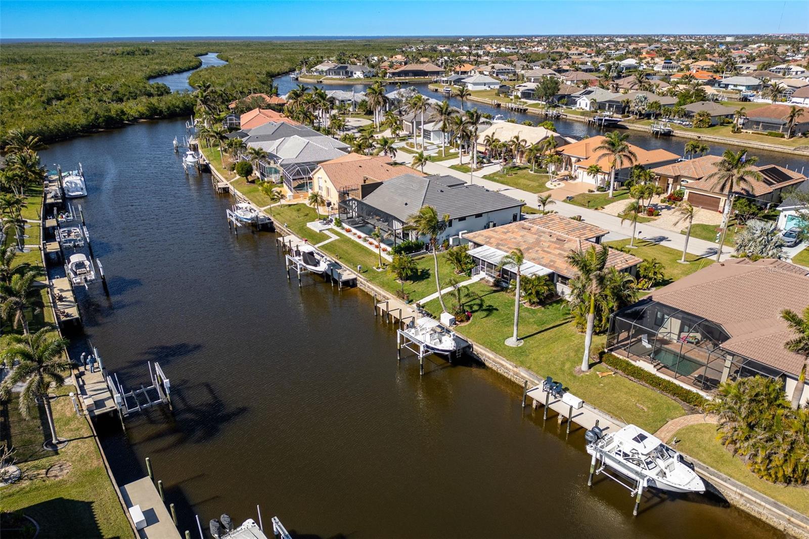 343 PORTOFINO DR, PUNTA GORDA, FL, 33950