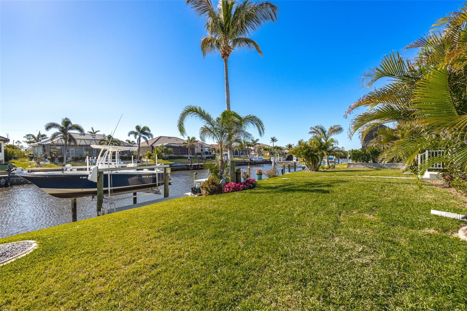343 PORTOFINO DR, PUNTA GORDA, FL, 33950