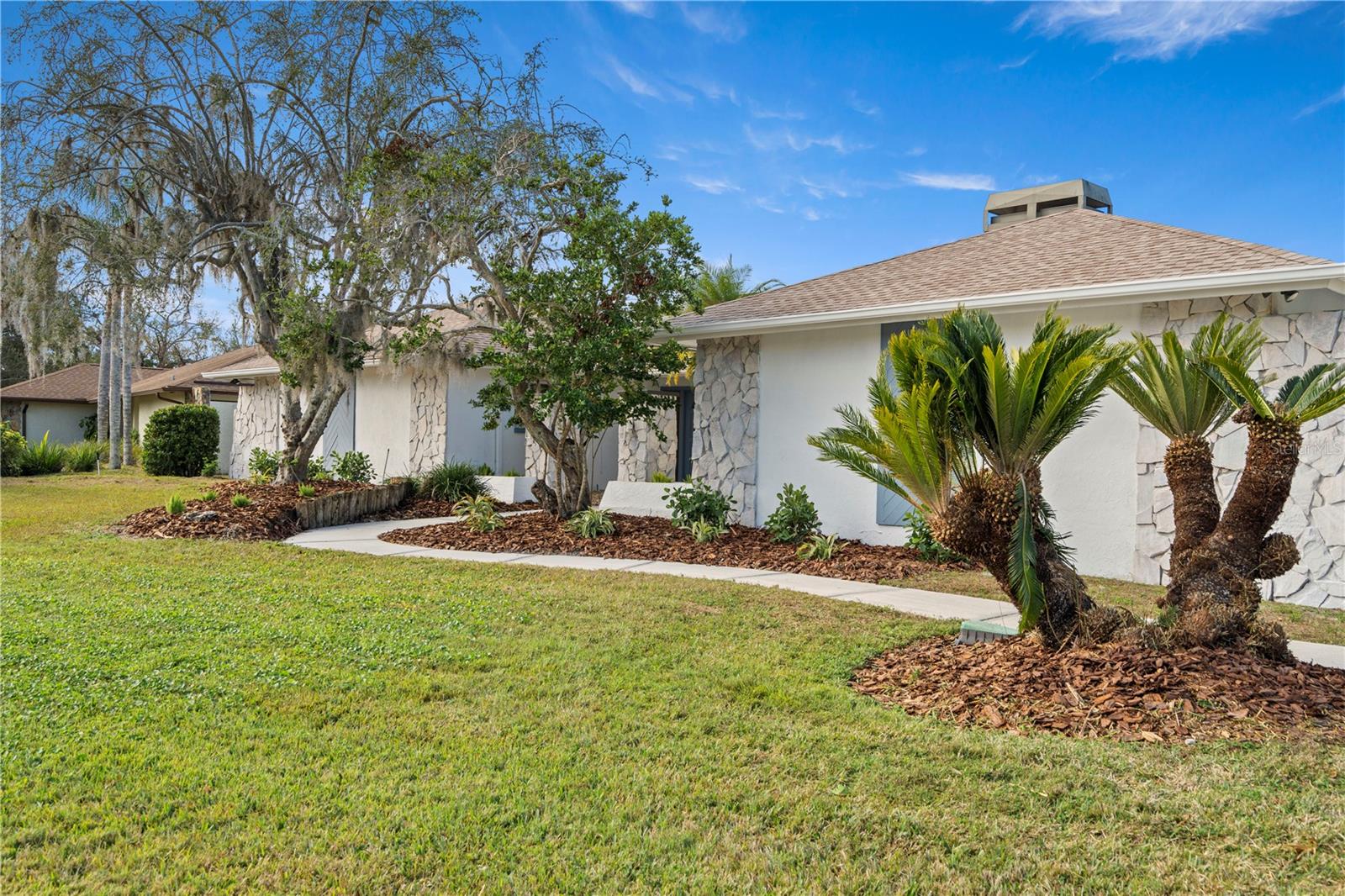 4320 MIDDLE LAKE DR, TAMPA, FL, 33624