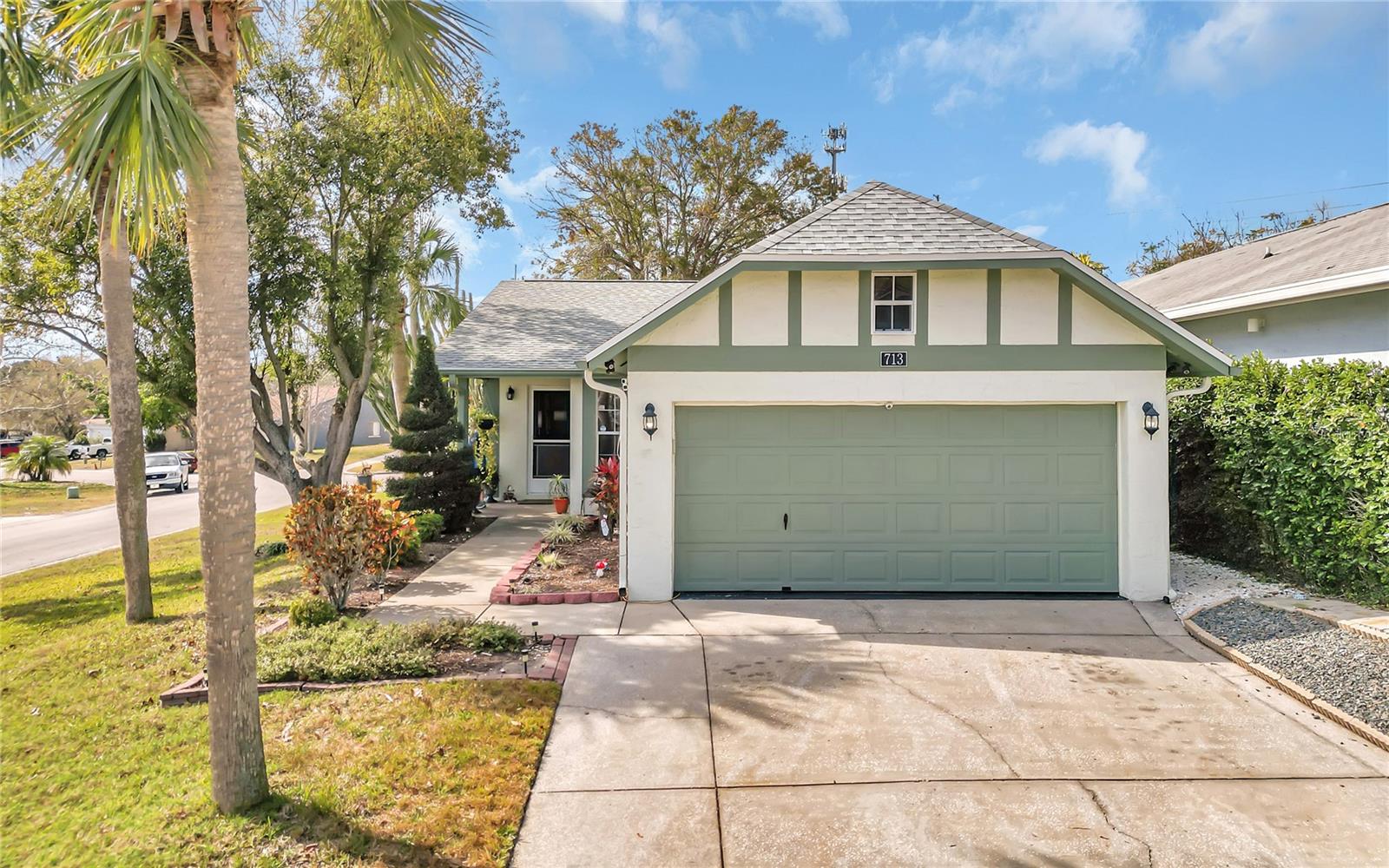 713 LAKE DEXTER CIR, WINTER HAVEN, FL, 33884