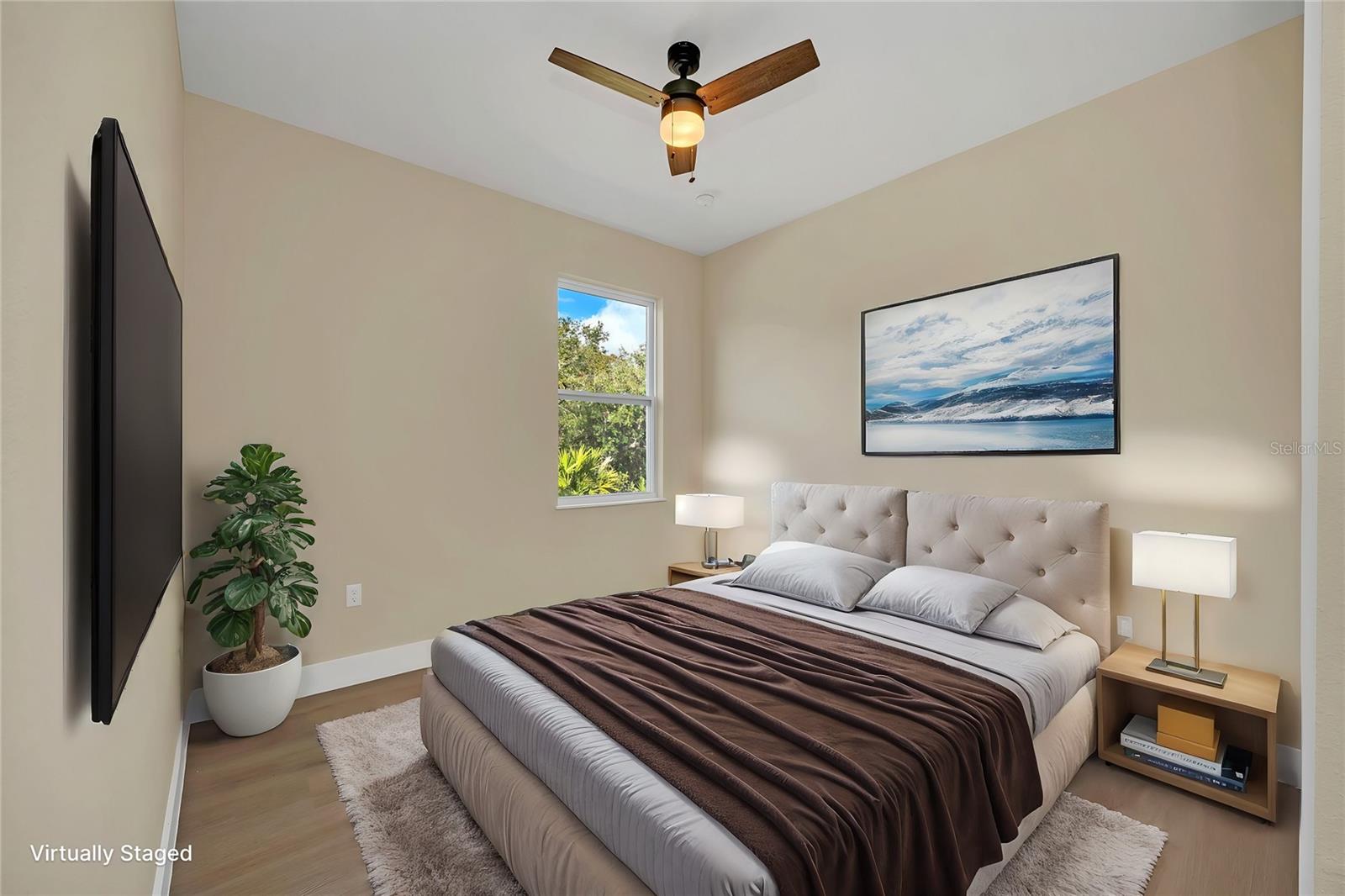 18 MALAUKA PASS TER, OCKLAWAHA, FL, 32179