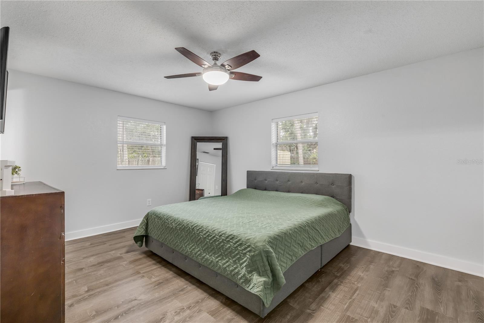 1622 PINE TREE DR, EDGEWATER, FL, 32132