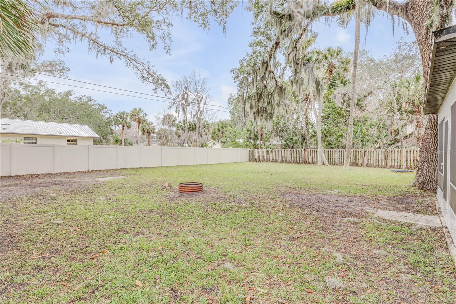 1622 PINE TREE DR, EDGEWATER, FL, 32132