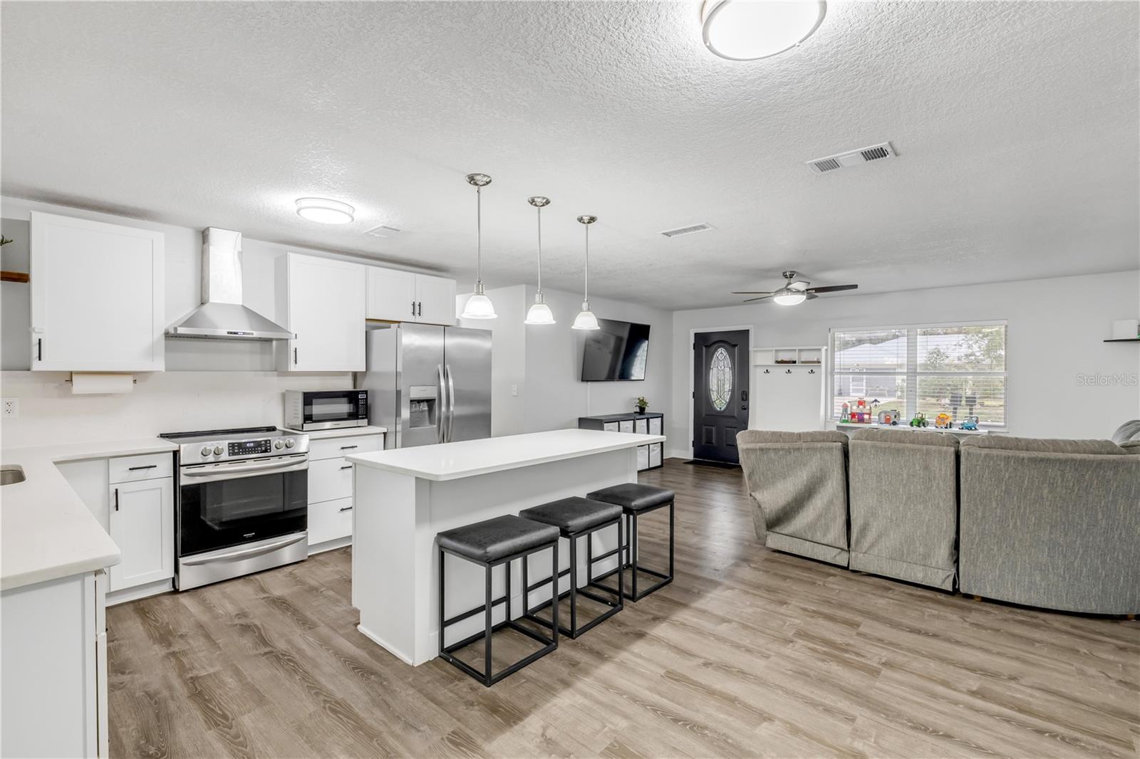 1622 PINE TREE DR, EDGEWATER, FL, 32132