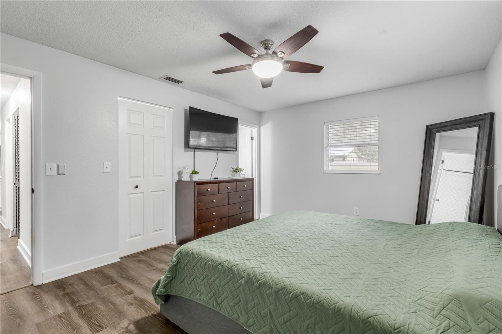 1622 PINE TREE DR, EDGEWATER, FL, 32132