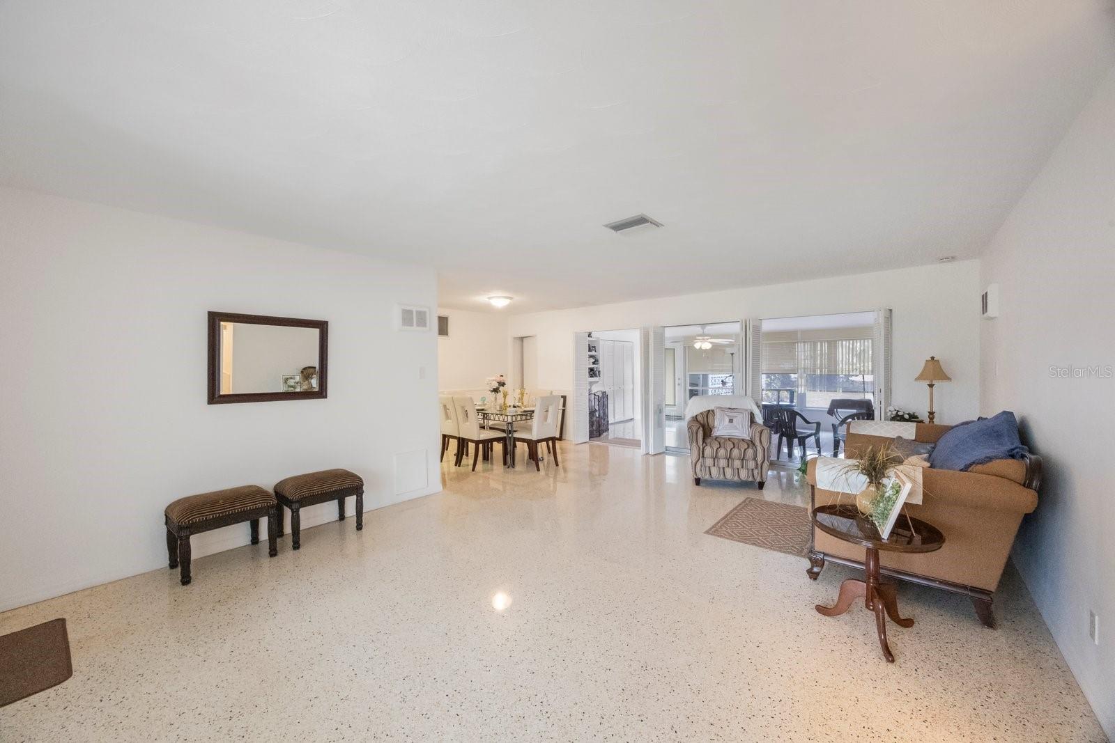 5290 38TH WAY S, ST PETERSBURG, FL, 33711