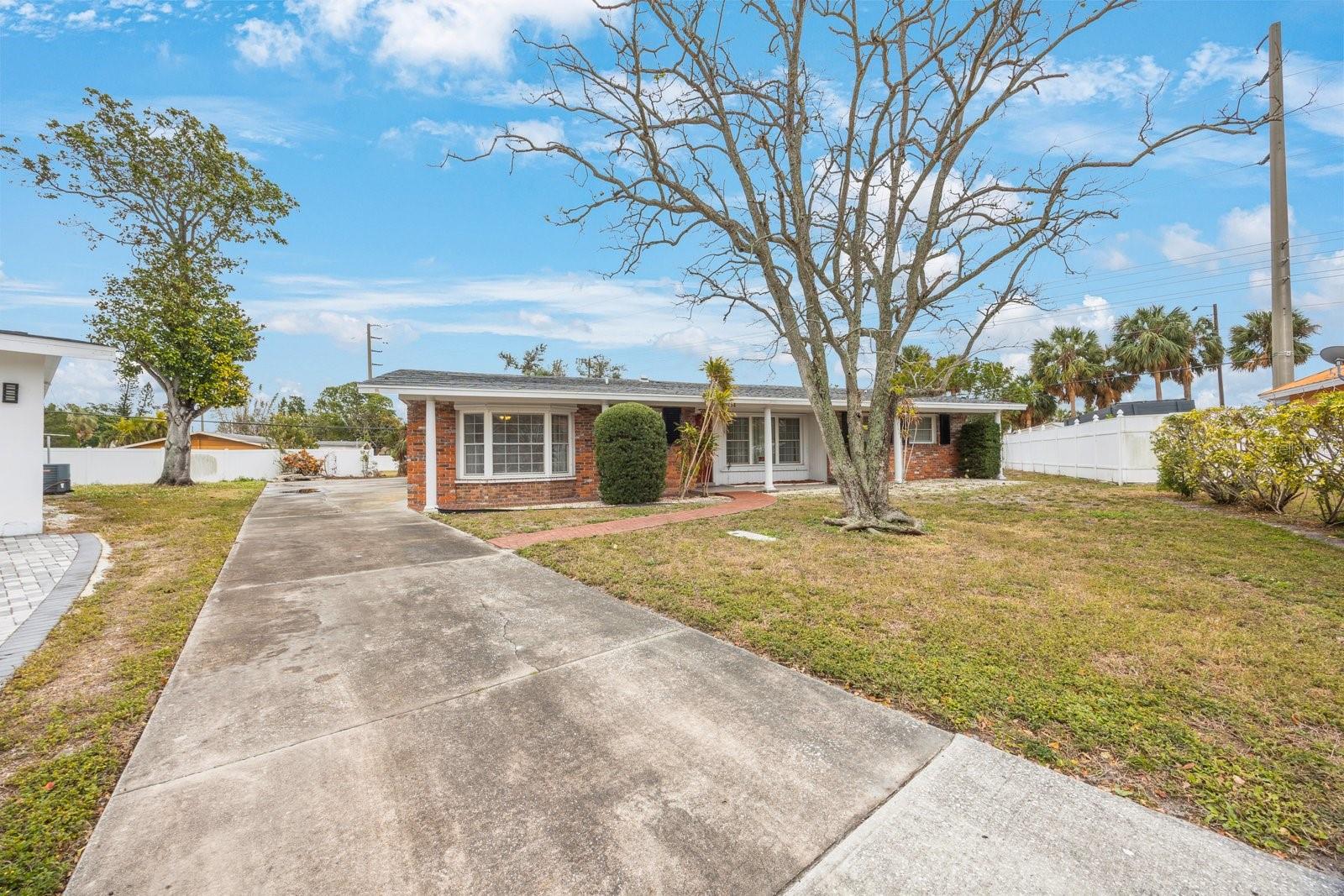 5290 38TH WAY S, ST PETERSBURG, FL, 33711