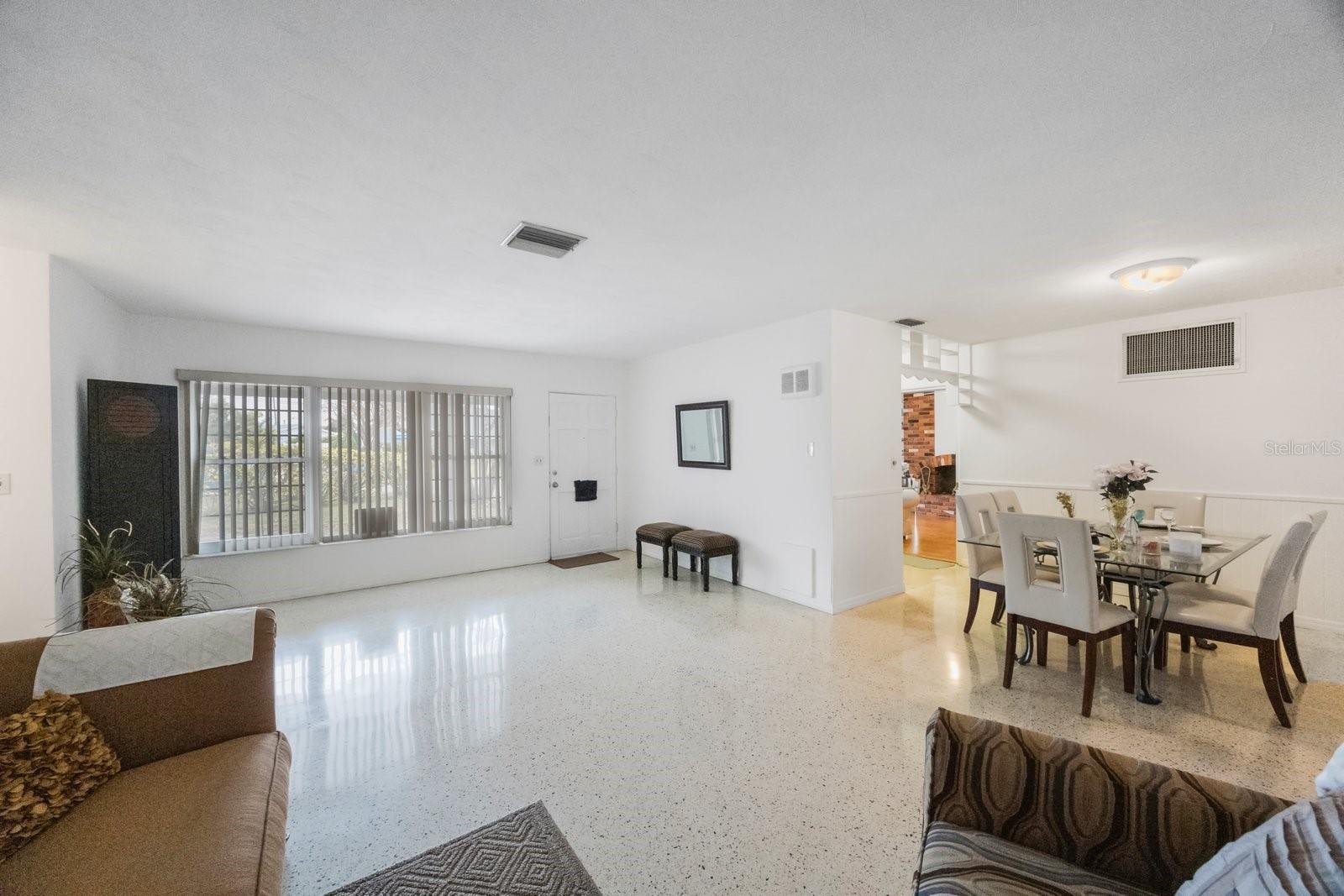 5290 38TH WAY S, ST PETERSBURG, FL, 33711
