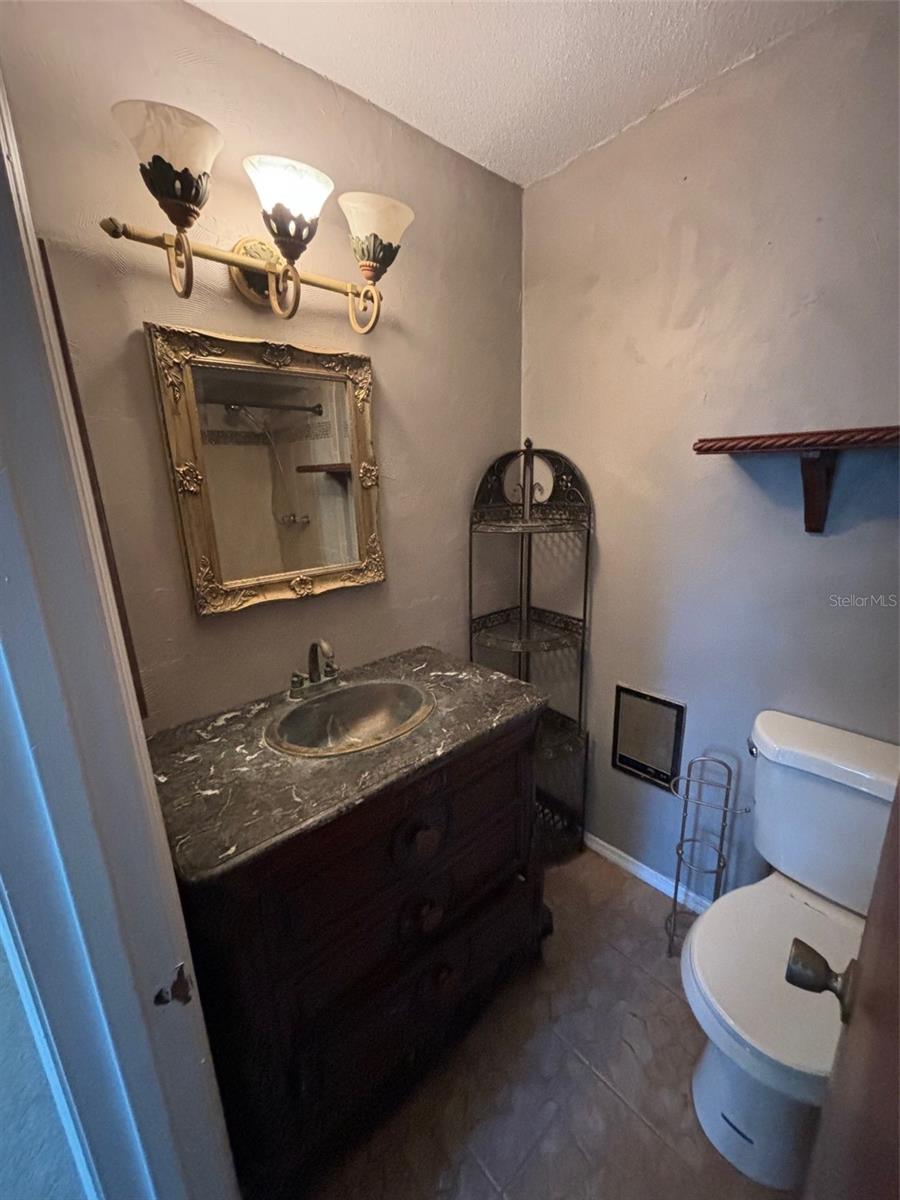 2723 JUNIPER DR, EDGEWATER, FL, 32141