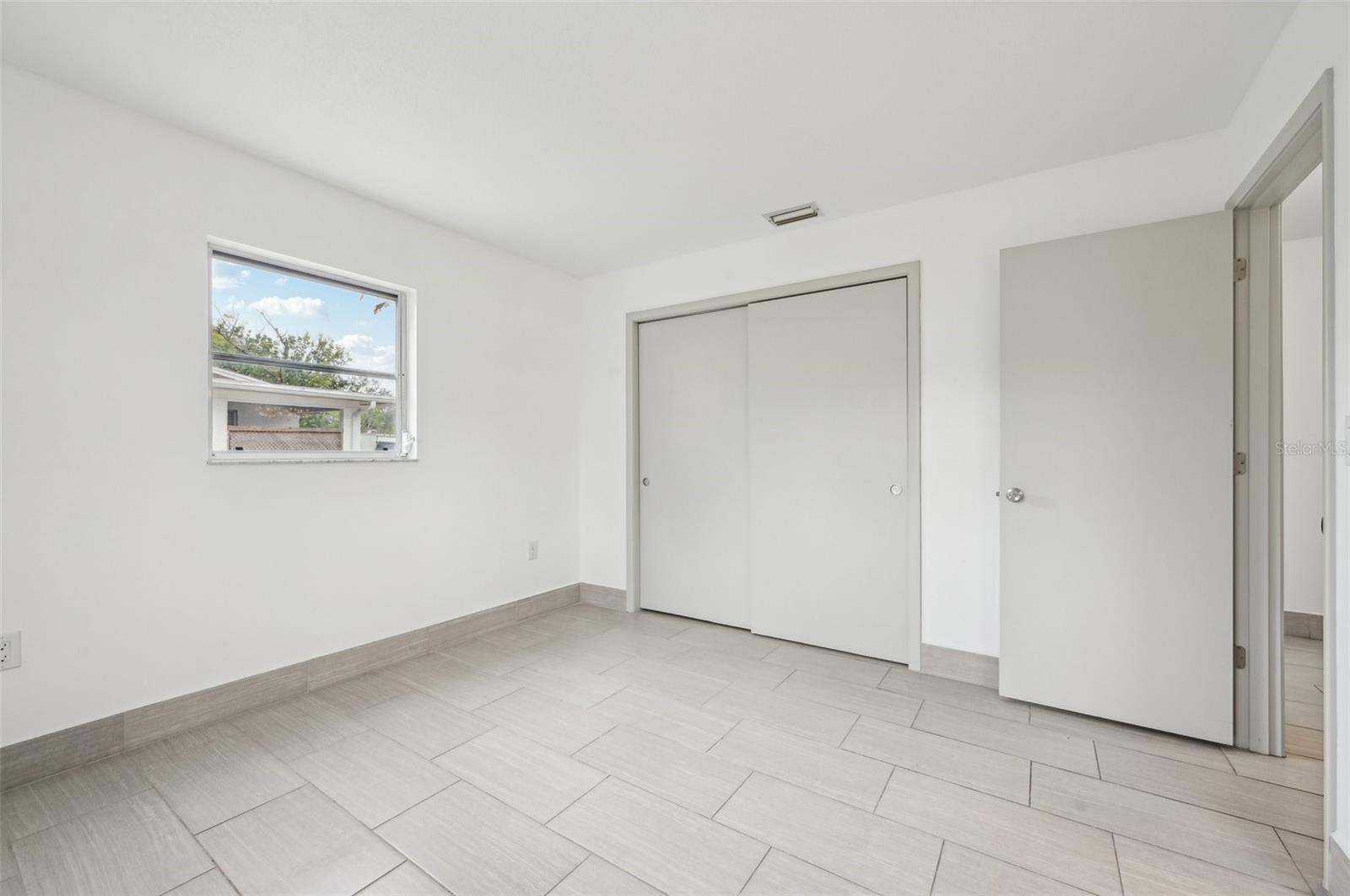 1114 MYRTLE AVE, VENICE, FL, 34285