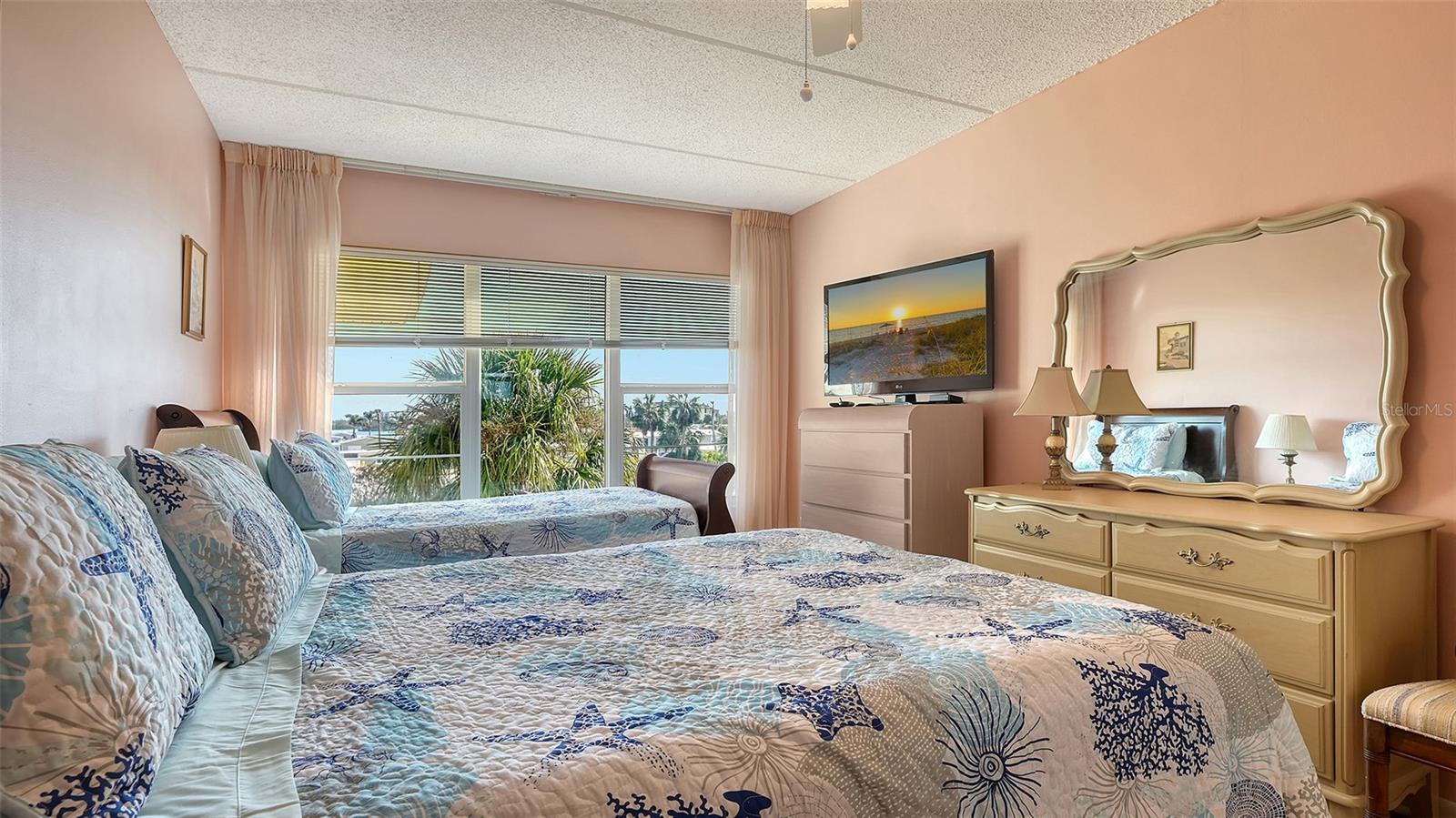 3810 GULF OF MEXICO DR #F302, LONGBOAT KEY, FL, 34228