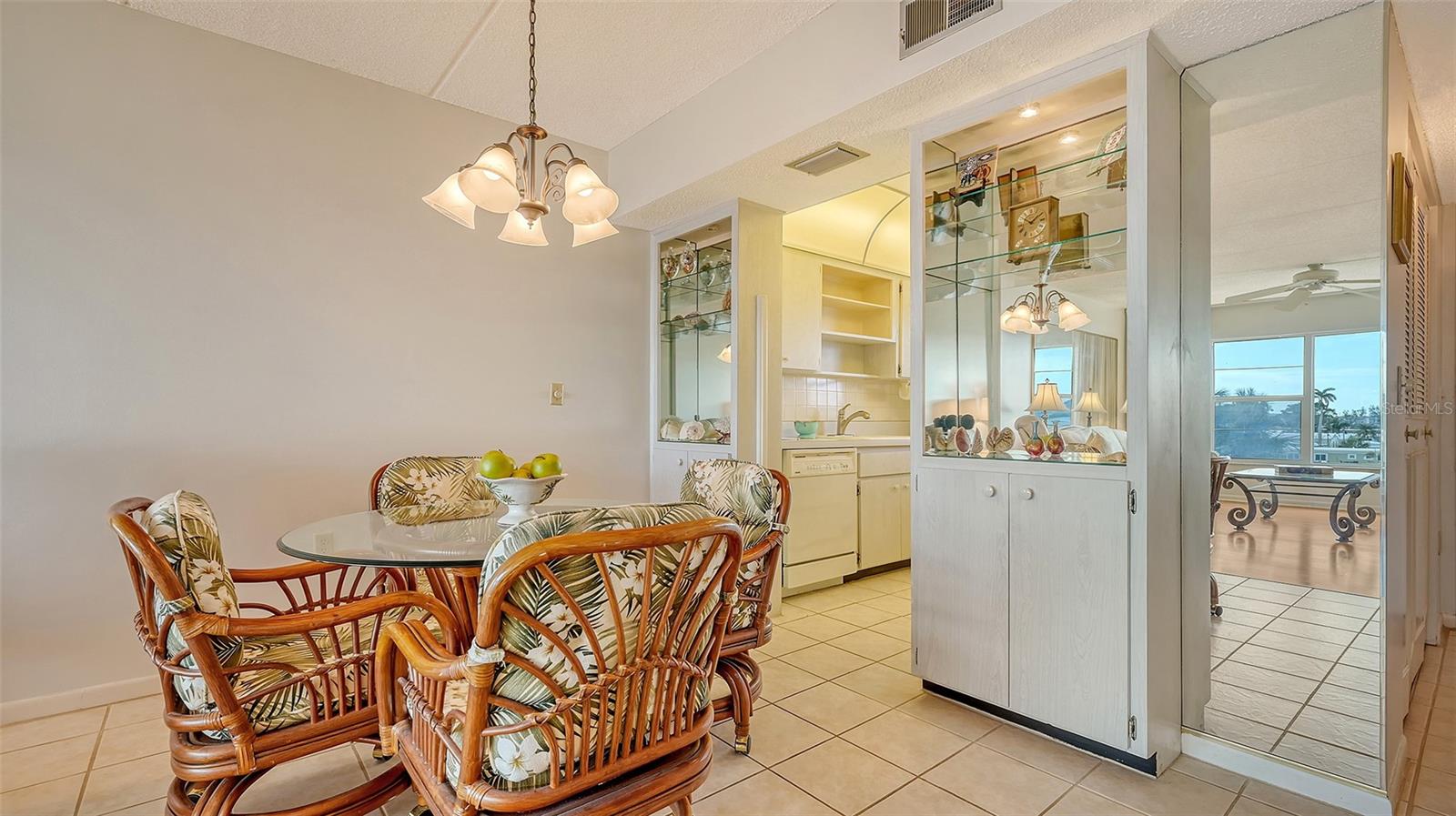 3810 GULF OF MEXICO DR #F302, LONGBOAT KEY, FL, 34228
