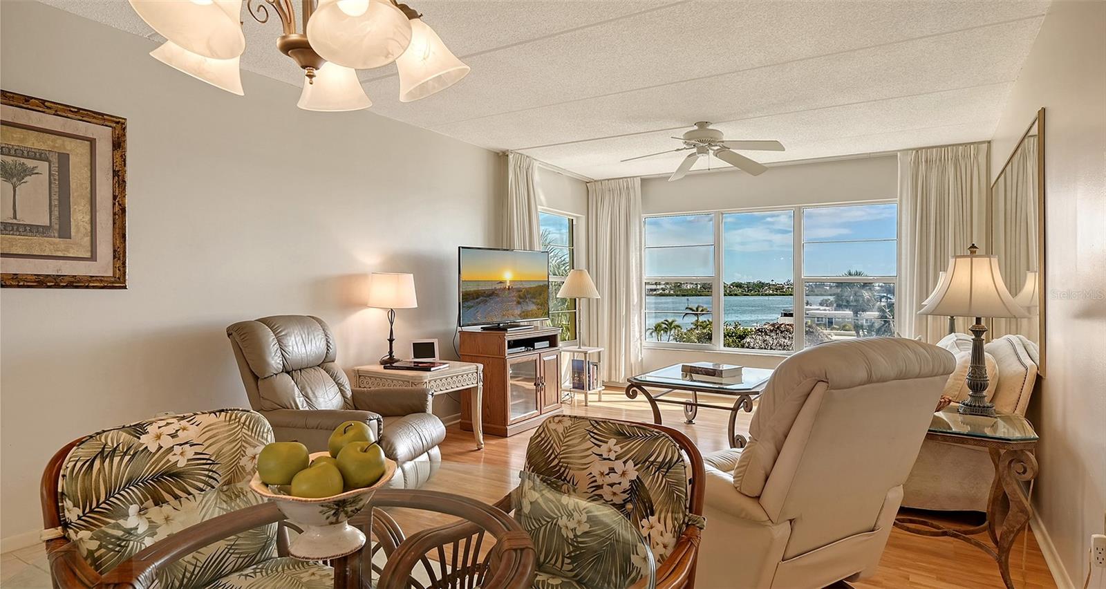 3810 GULF OF MEXICO DR #F302, LONGBOAT KEY, FL, 34228