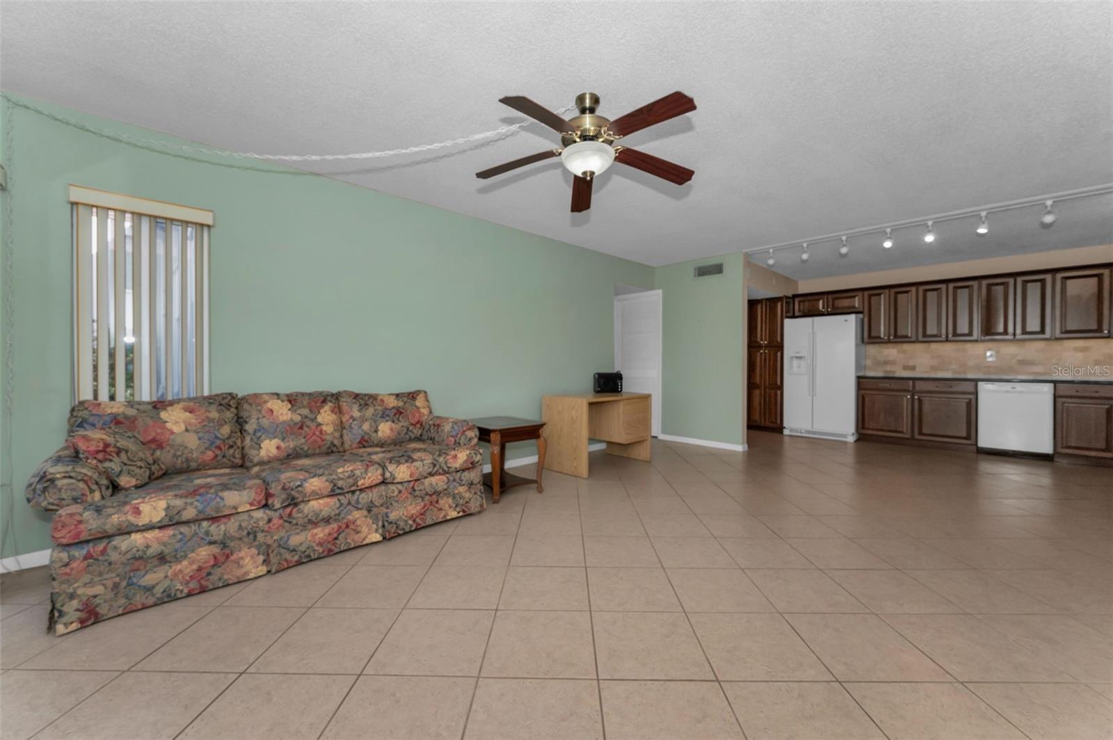 1882 PINE RIDGE WAY W #E1, PALM HARBOR, FL, 34684