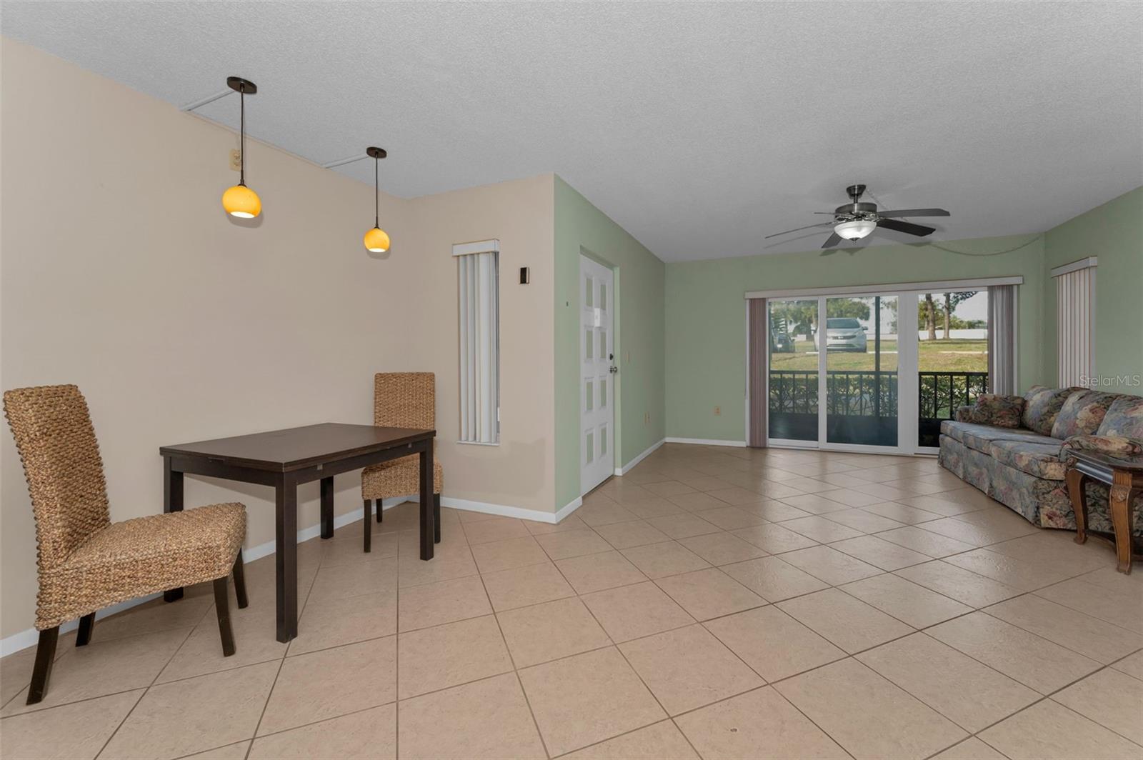 1882 PINE RIDGE WAY W #E1, PALM HARBOR, FL, 34684