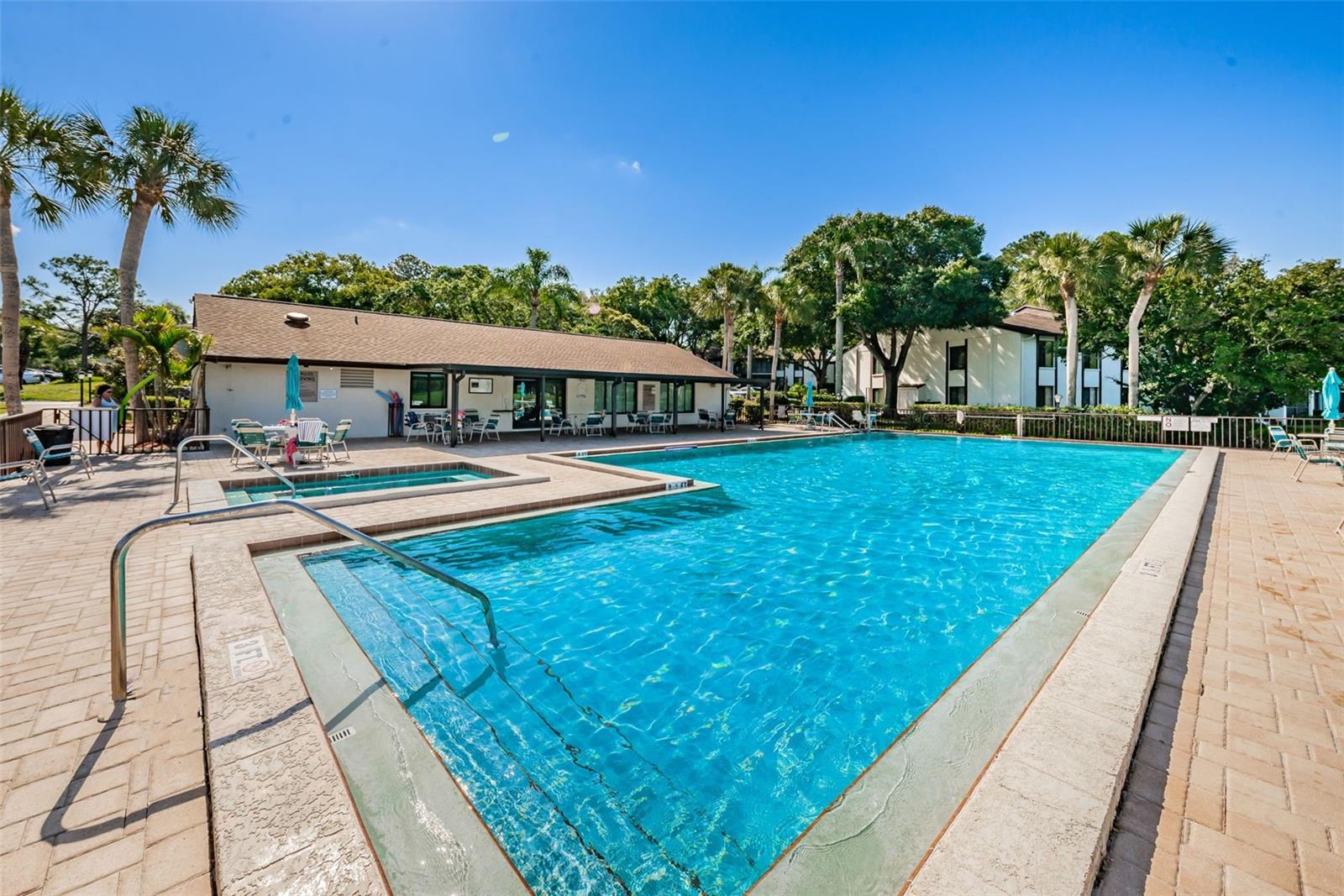 1882 PINE RIDGE WAY W #E1, PALM HARBOR, FL, 34684