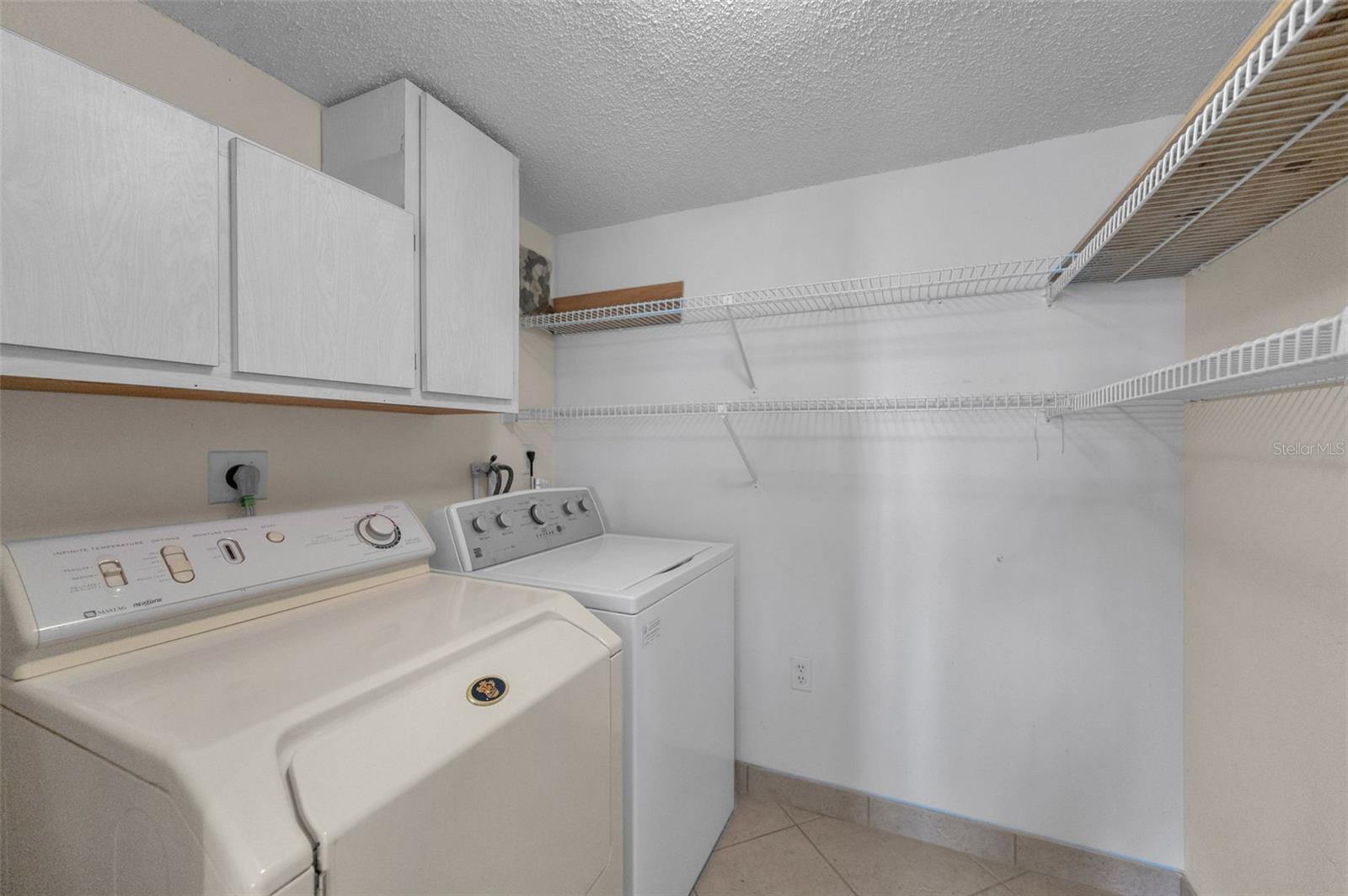 1882 PINE RIDGE WAY W #E1, PALM HARBOR, FL, 34684