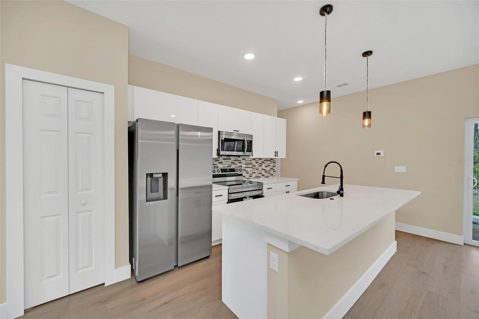 14 FISHER LOOP PASS, OCKLAWAHA, FL, 32179