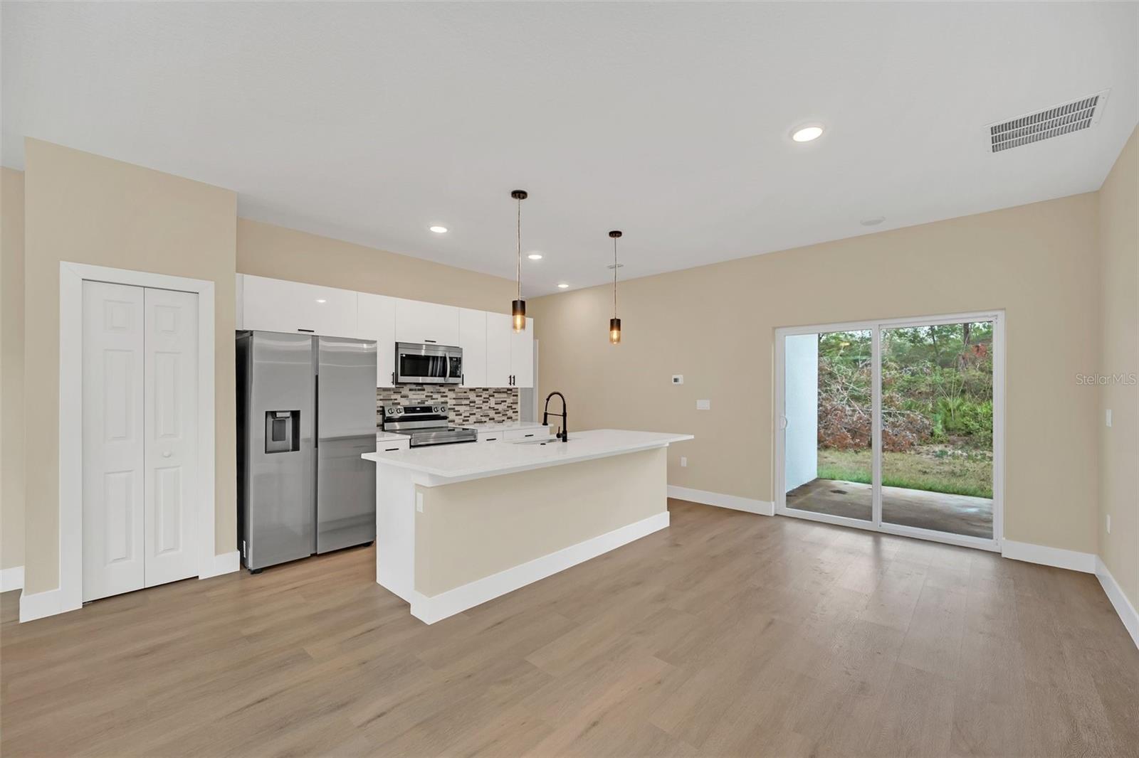 14 FISHER LOOP PASS, OCKLAWAHA, FL, 32179