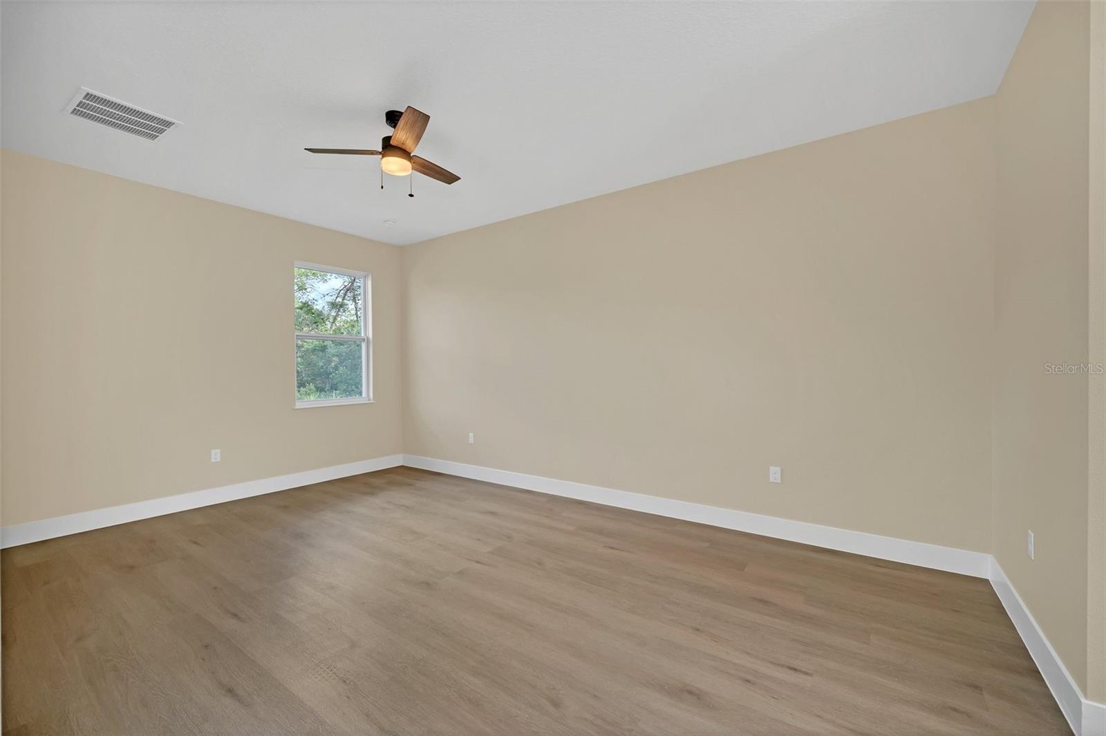 14 FISHER LOOP PASS, OCKLAWAHA, FL, 32179