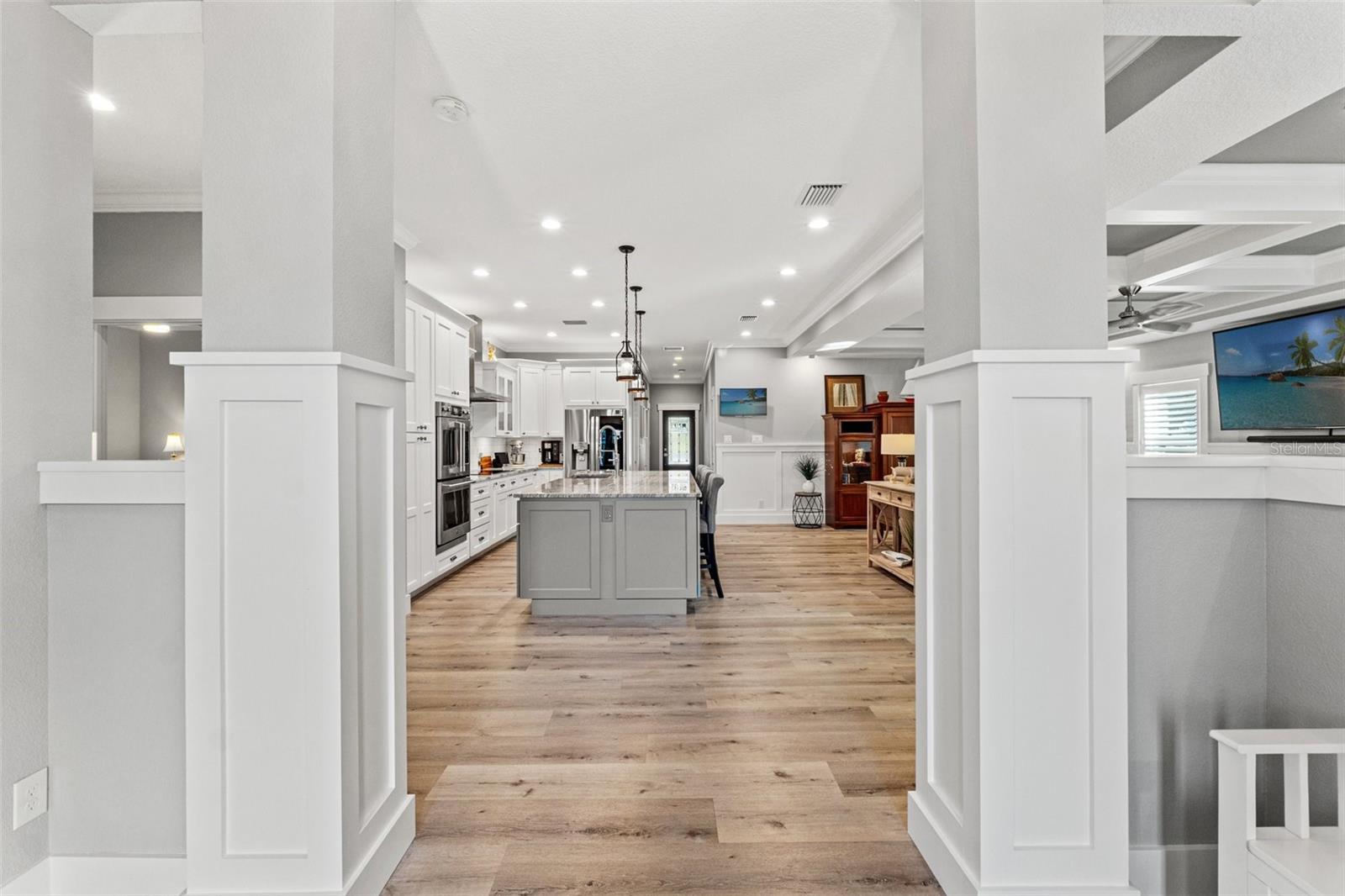 3925 1ST ST NE, ST PETERSBURG, FL, 33703