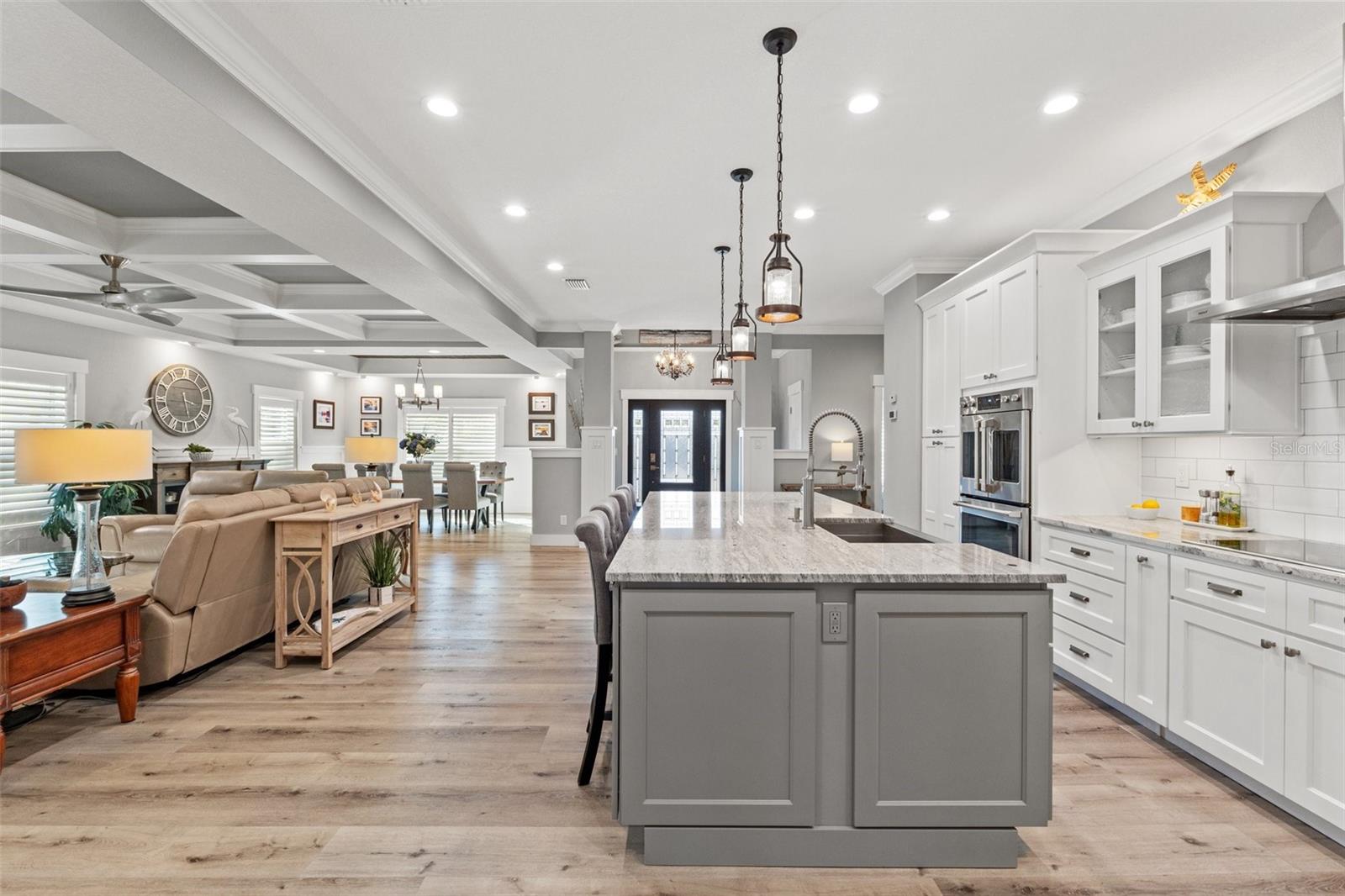 3925 1ST ST NE, ST PETERSBURG, FL, 33703