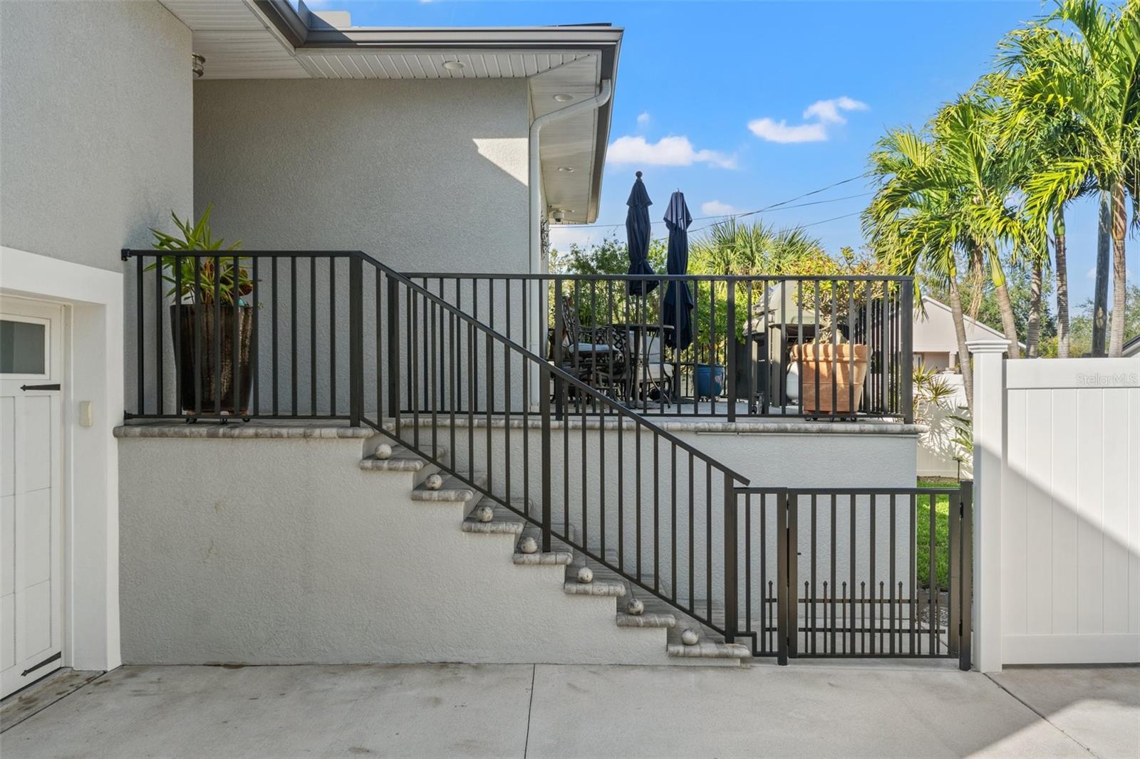 3925 1ST ST NE, ST PETERSBURG, FL, 33703