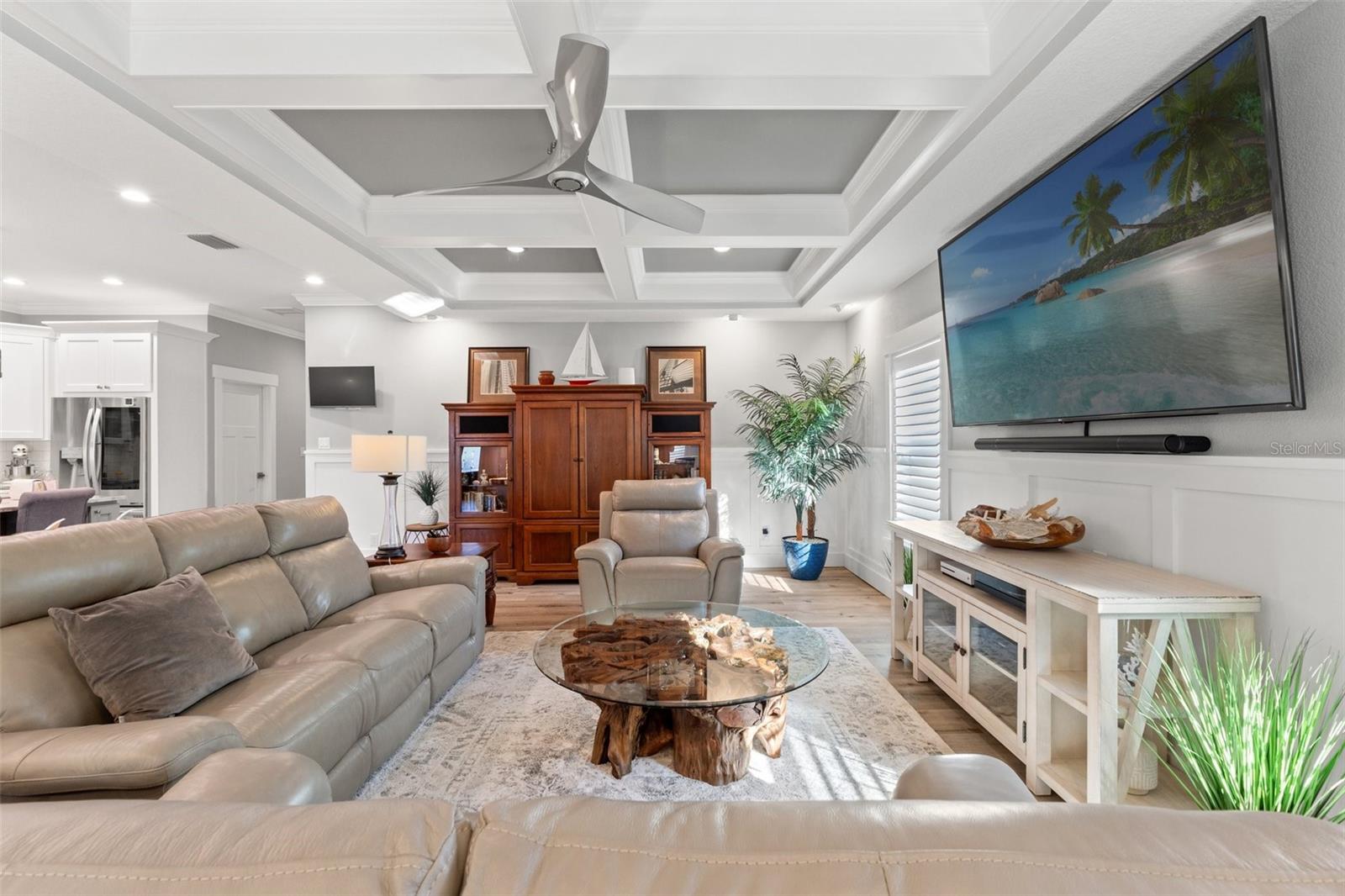 3925 1ST ST NE, ST PETERSBURG, FL, 33703