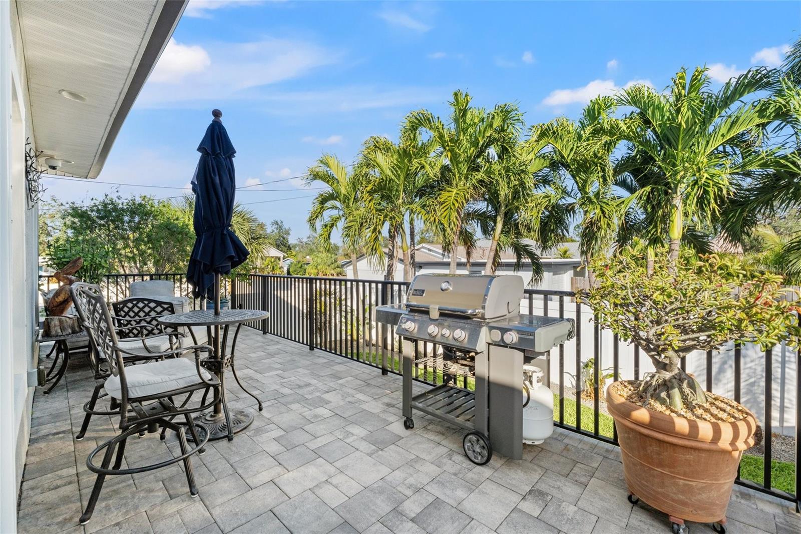 3925 1ST ST NE, ST PETERSBURG, FL, 33703