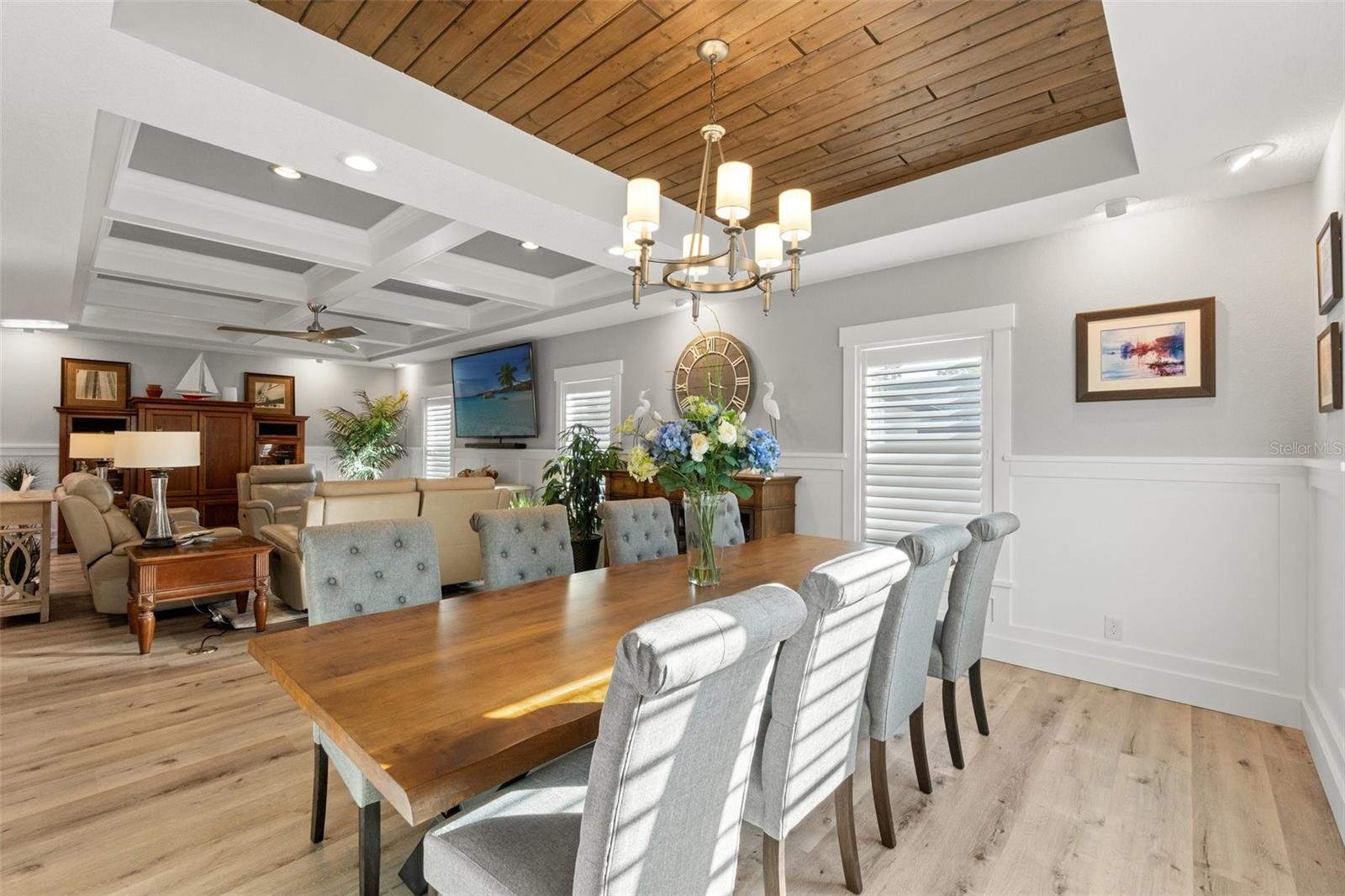 3925 1ST ST NE, ST PETERSBURG, FL, 33703