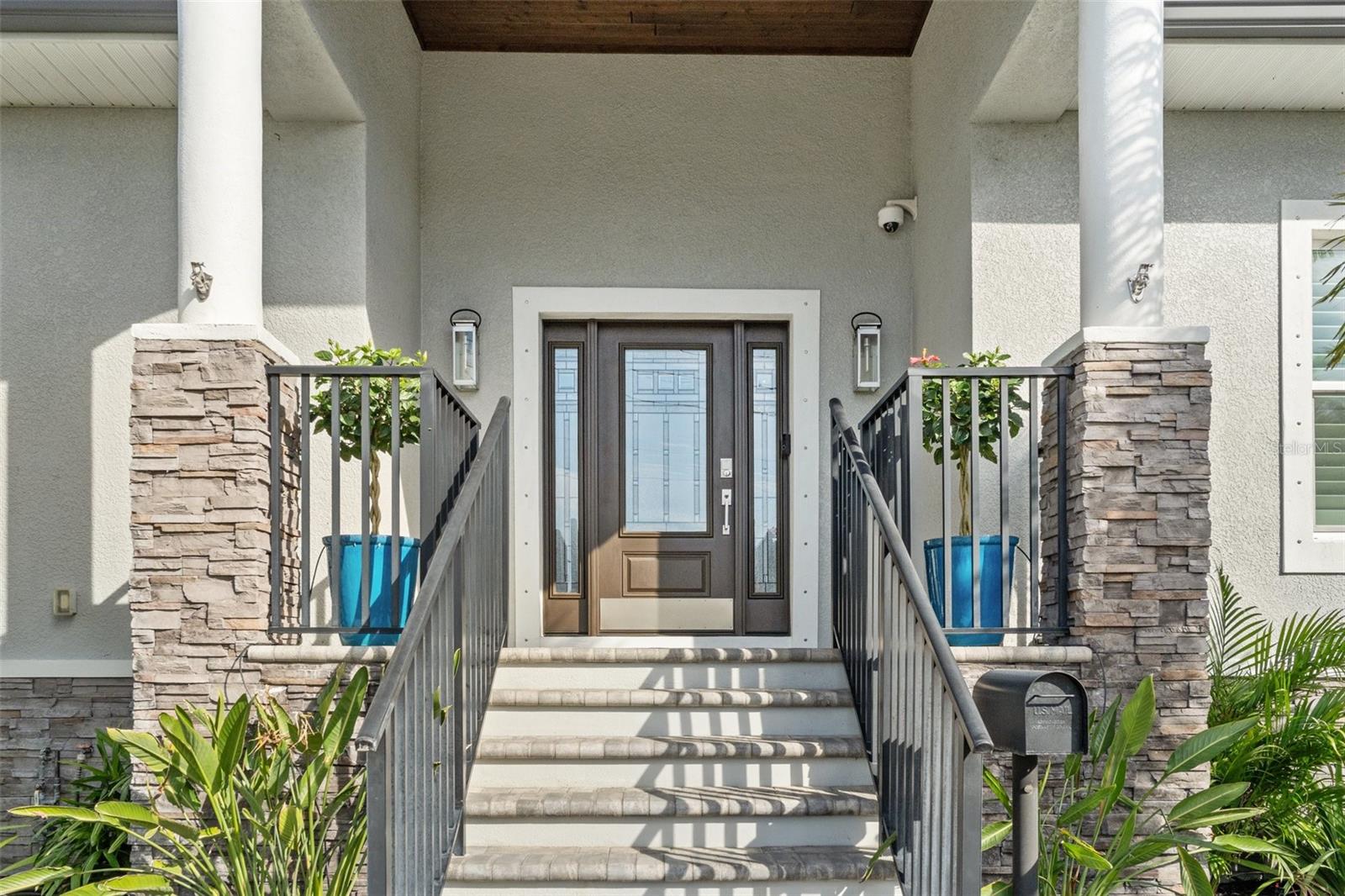 3925 1ST ST NE, ST PETERSBURG, FL, 33703