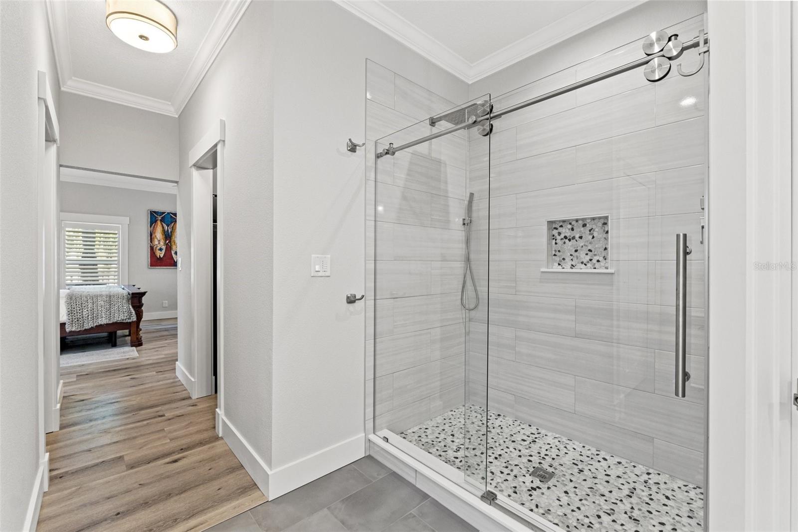 3925 1ST ST NE, ST PETERSBURG, FL, 33703