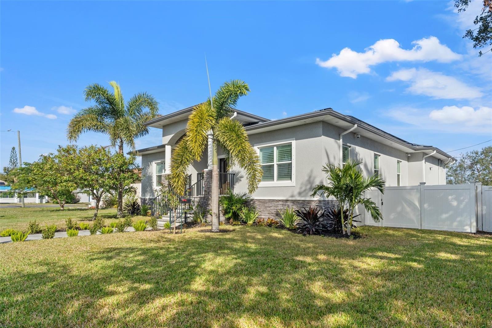 3925 1ST ST NE, ST PETERSBURG, FL, 33703