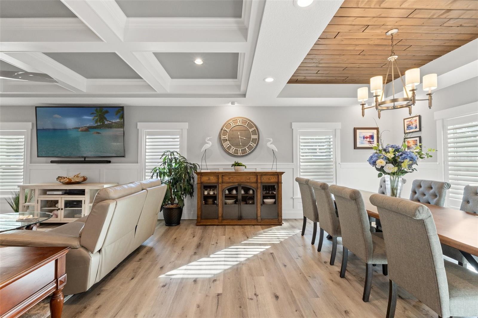 3925 1ST ST NE, ST PETERSBURG, FL, 33703